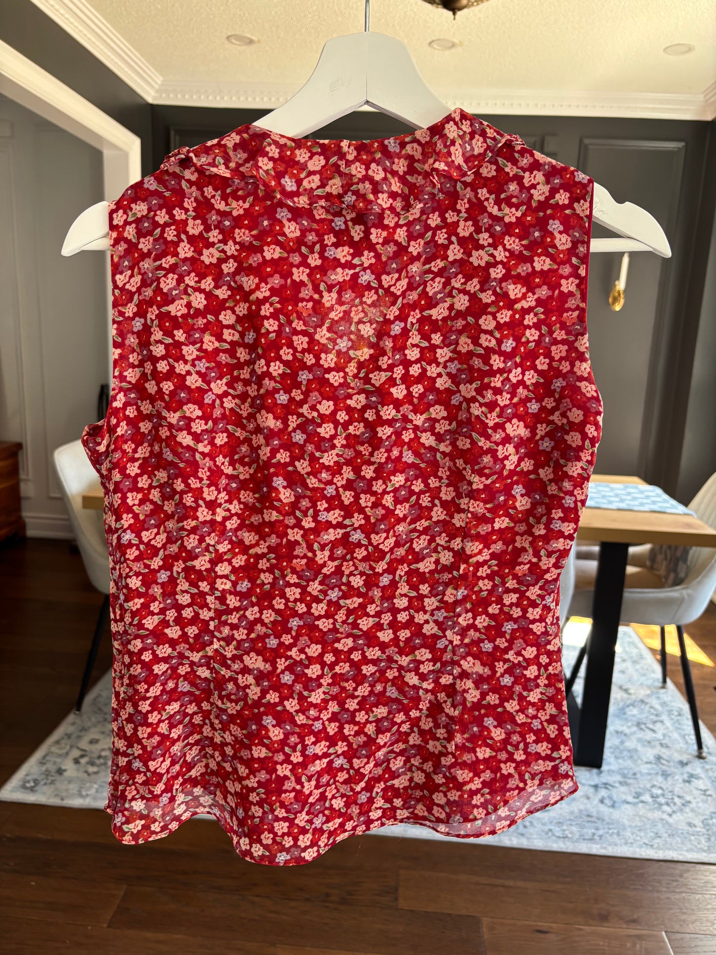 Red Silk Floral Sleeveless Top Size M