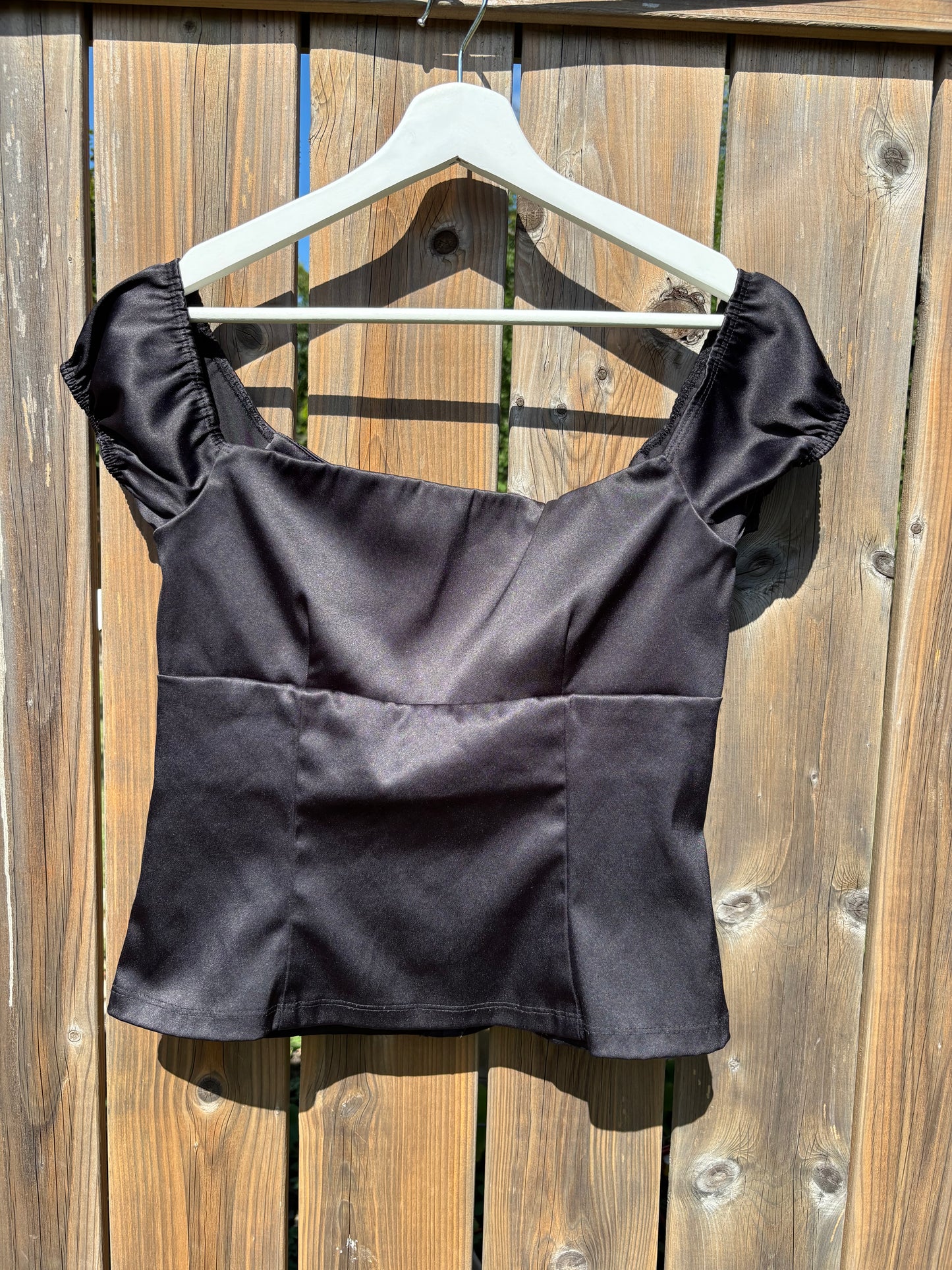 00s Le Chateau Satin Top Size 9/10