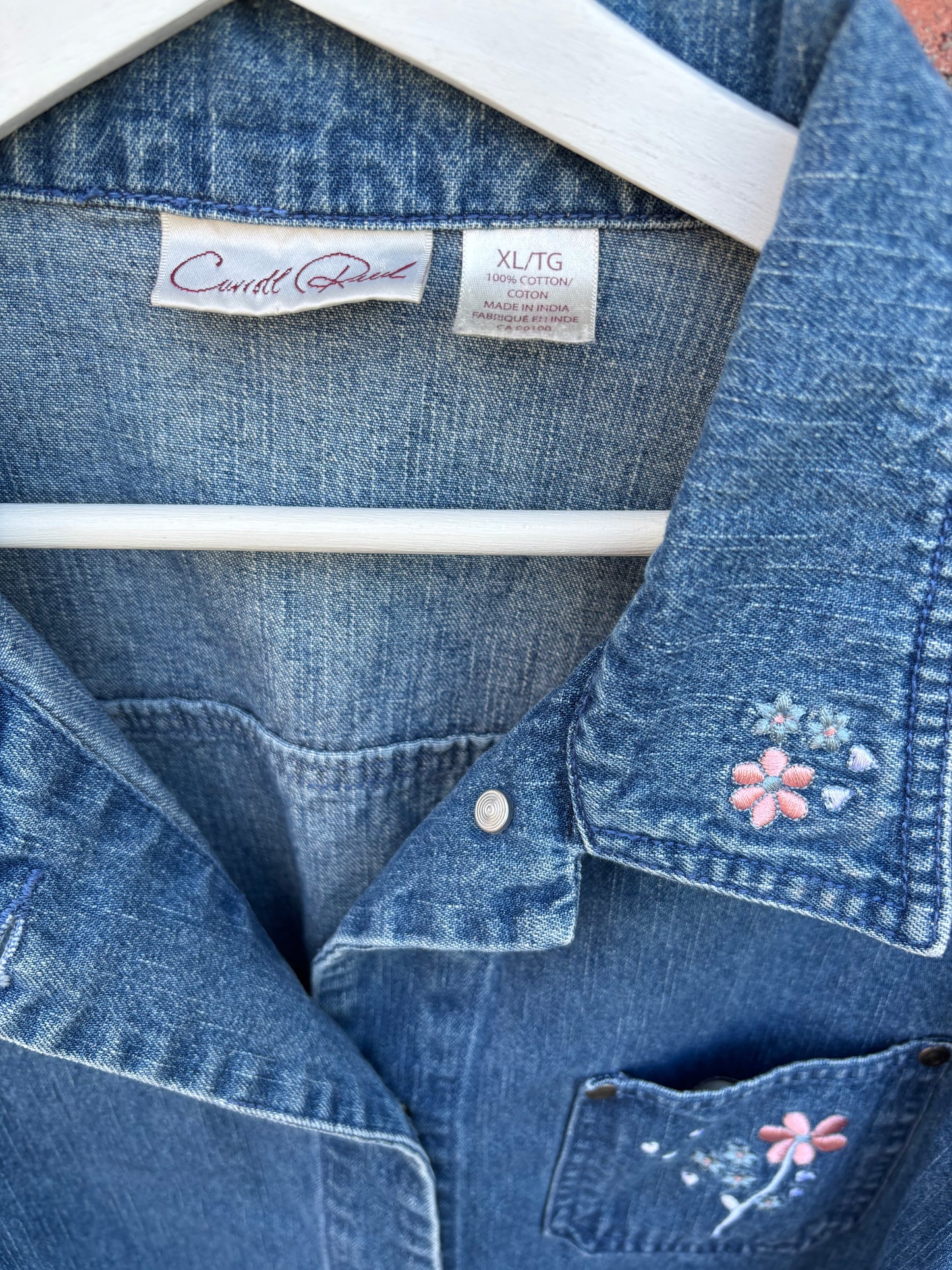 Flower Embroidered Denim Jacket Size X-Large