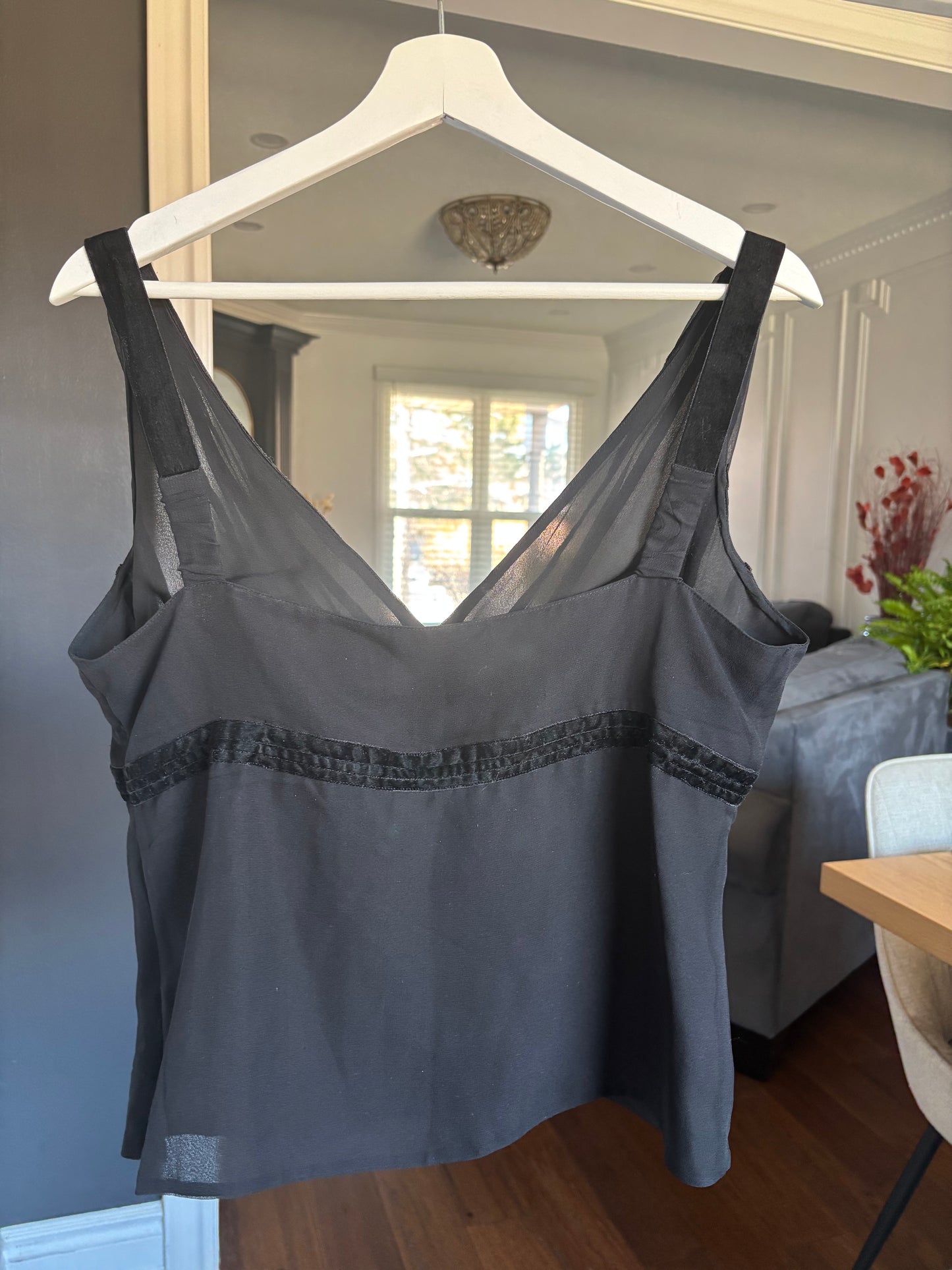 90's Black Sheer Tank Size L