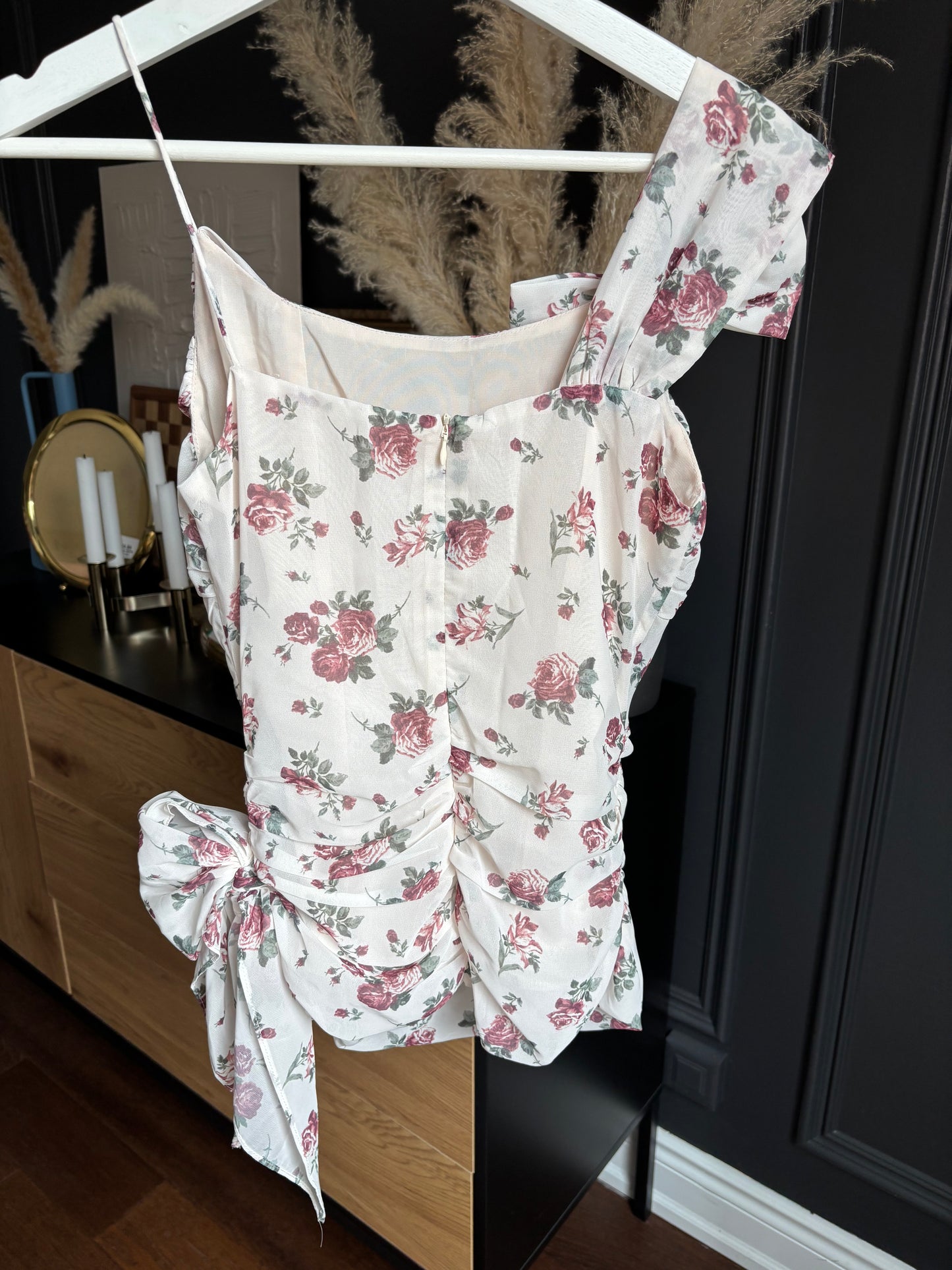 Romantic Floral Sleeveless Top Size S