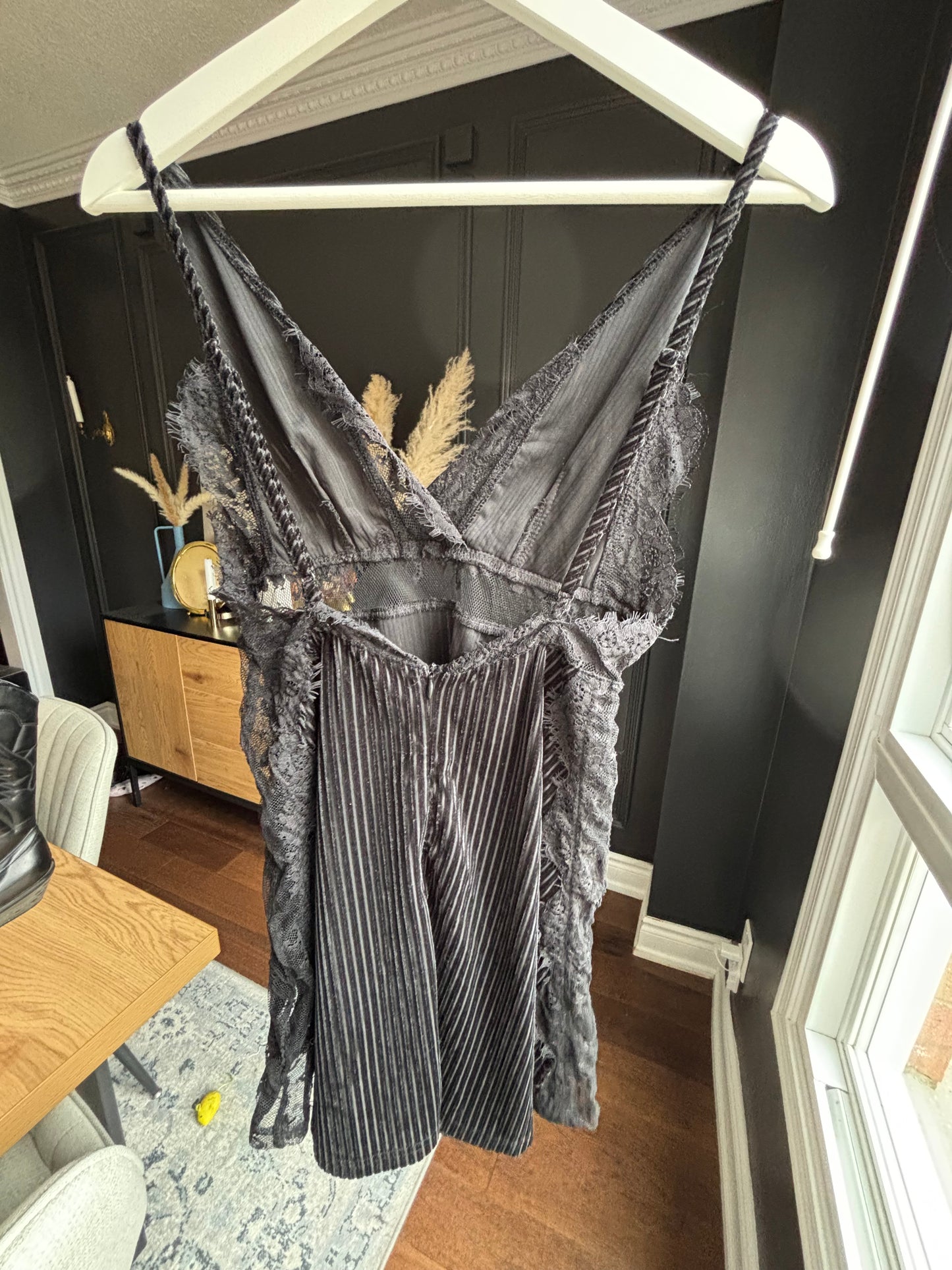 Ribbed Velvet & Lace Babydoll Size S