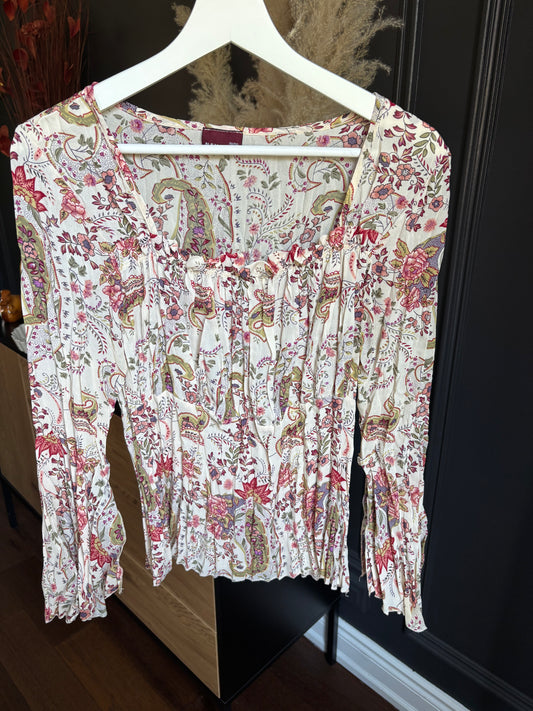 Flared Long Sleeved Crinkle Top Size S