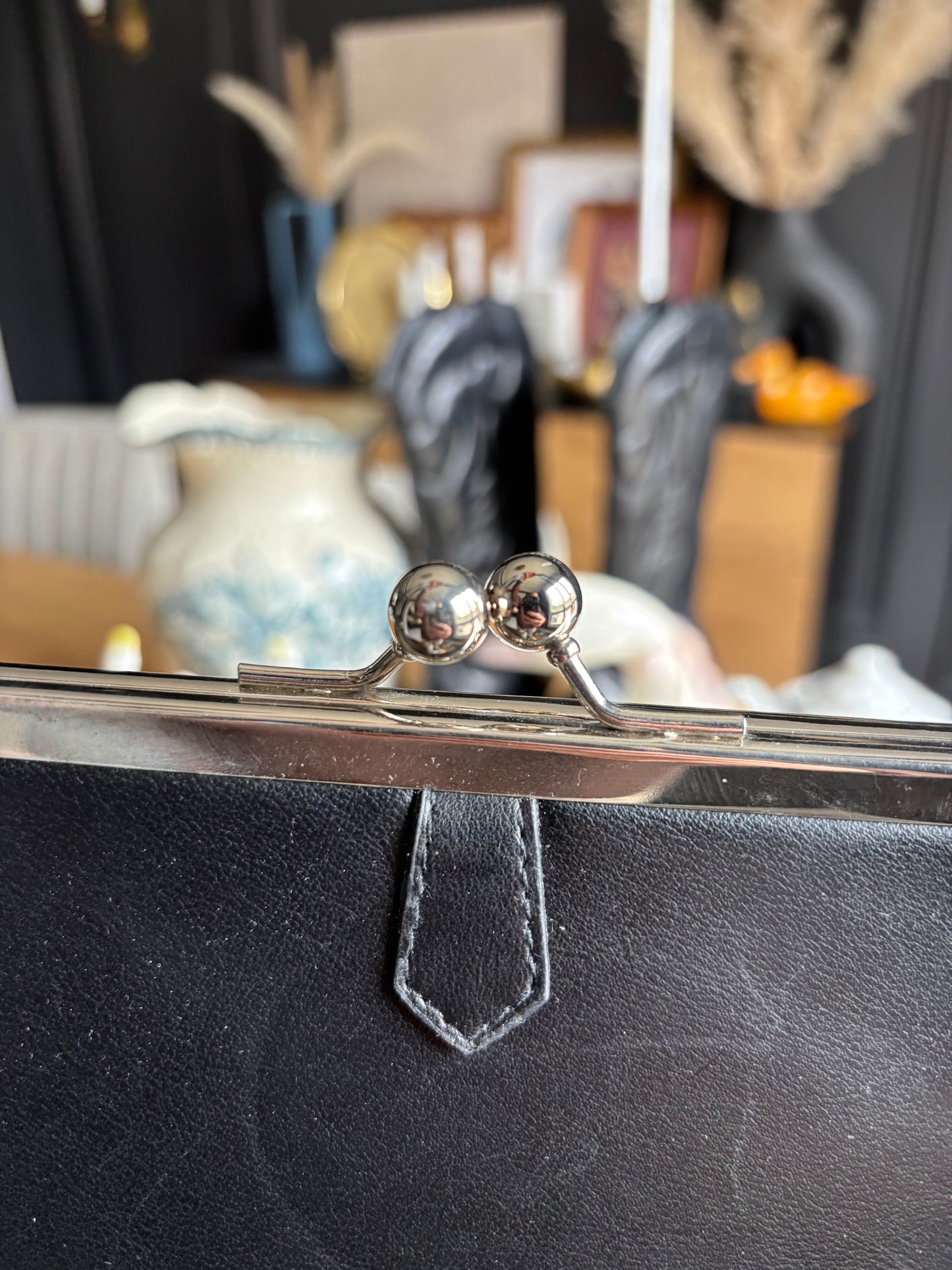 90's Black Kiss Lock Handbag