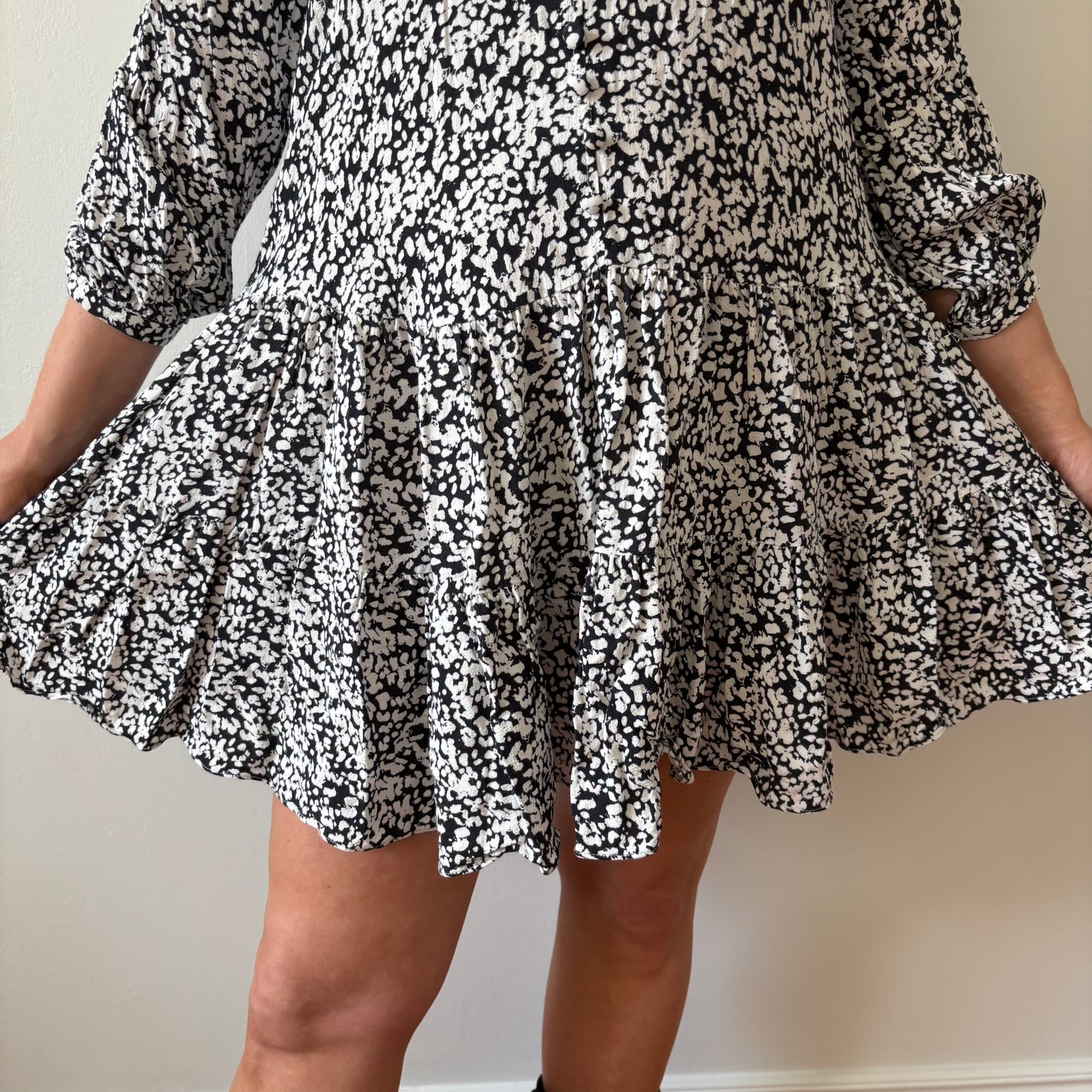 Black & White Flowy Zara Dress