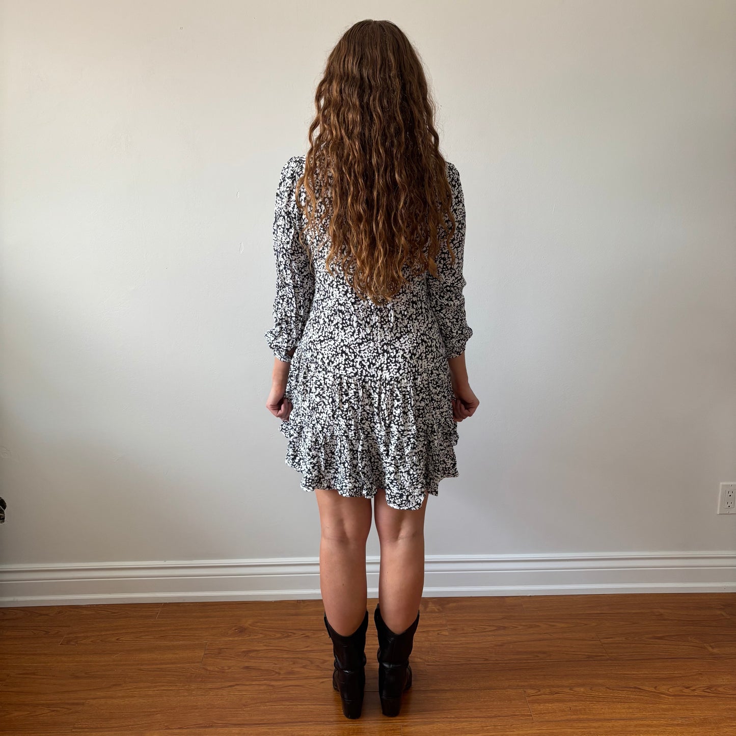 Black & White Flowy Zara Dress