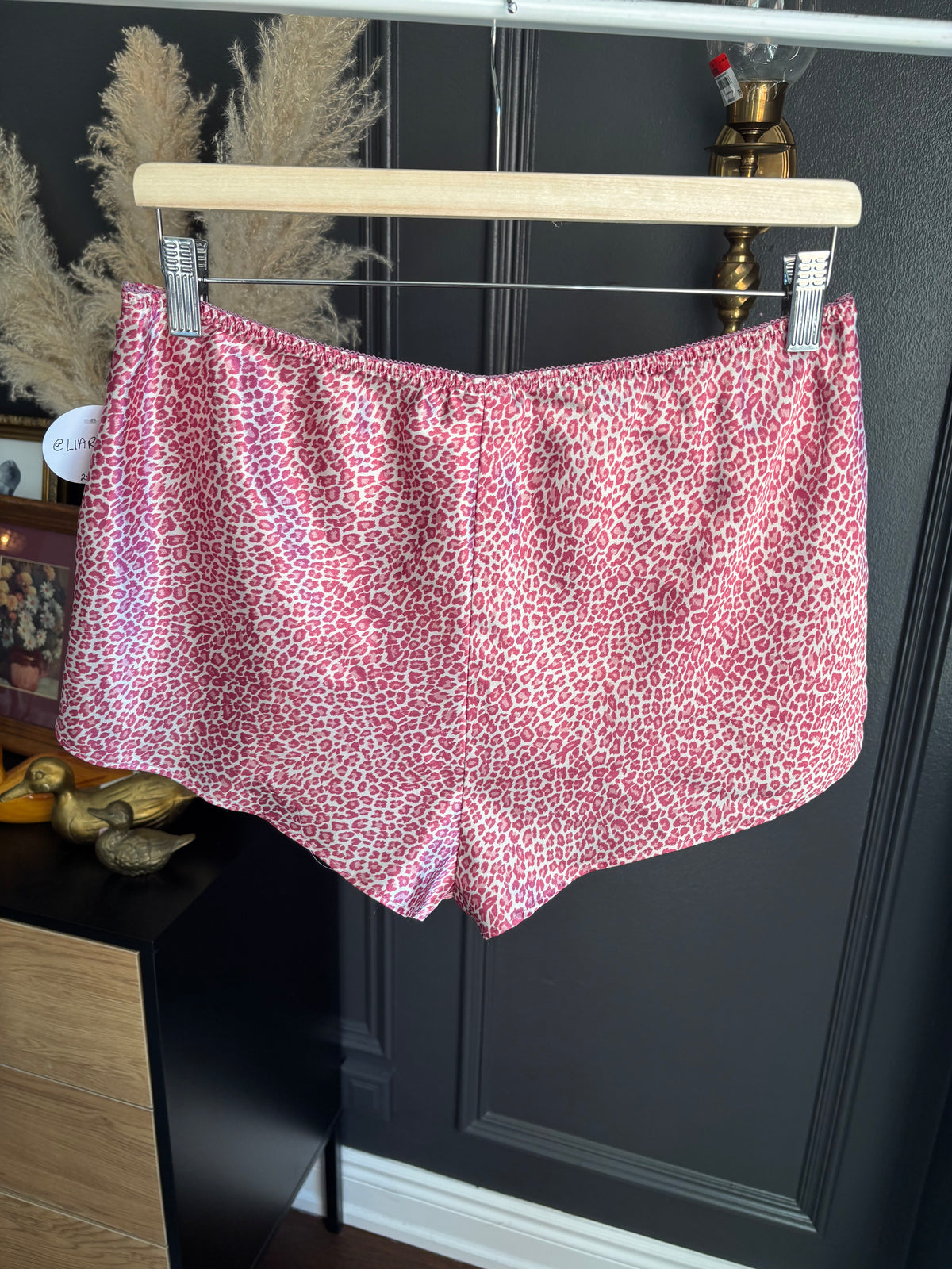 Vintage 2 Piece Leopard Satin PJ Set Size L*