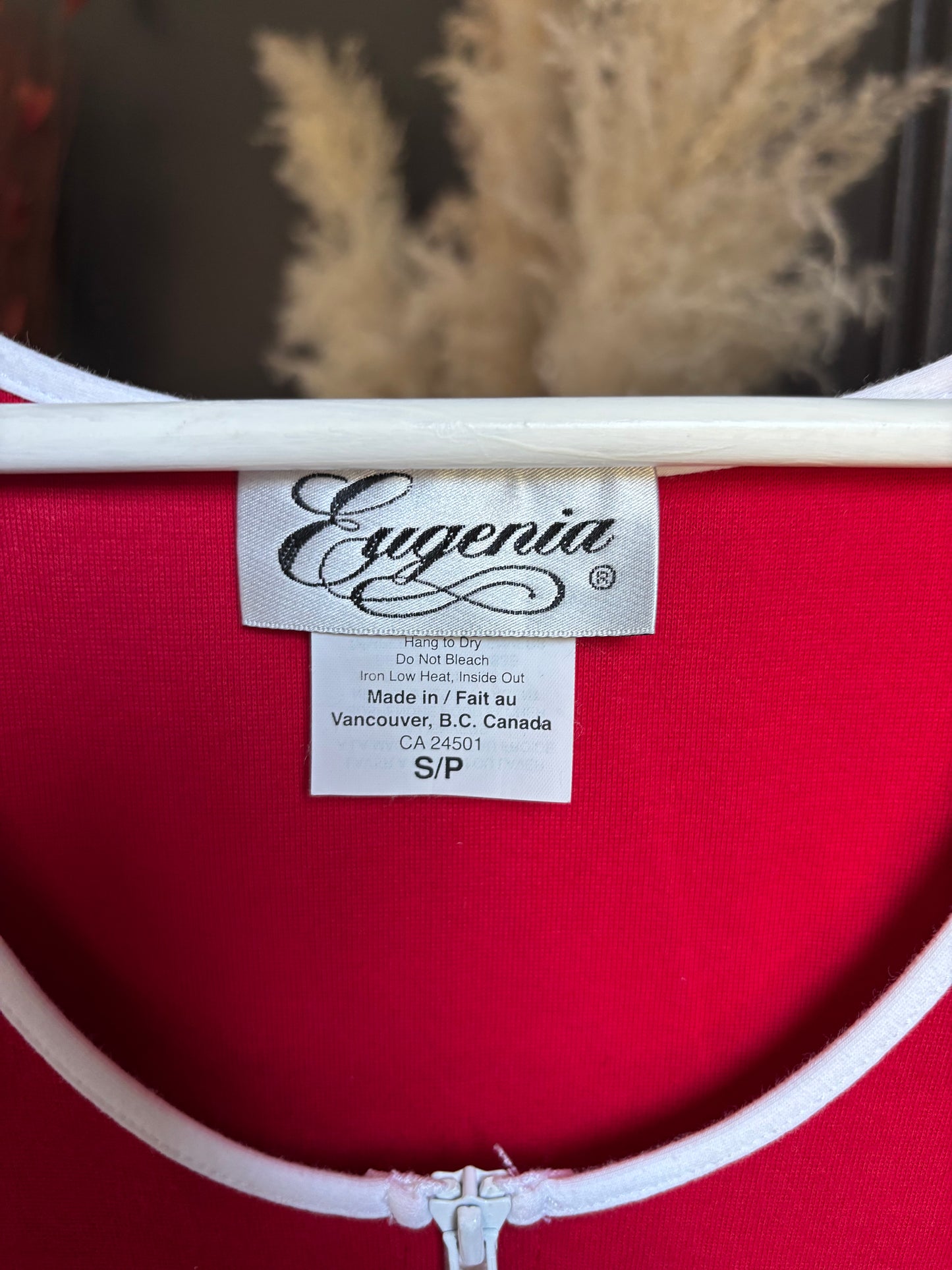 Vintage Red & White Zip Tank Size S
