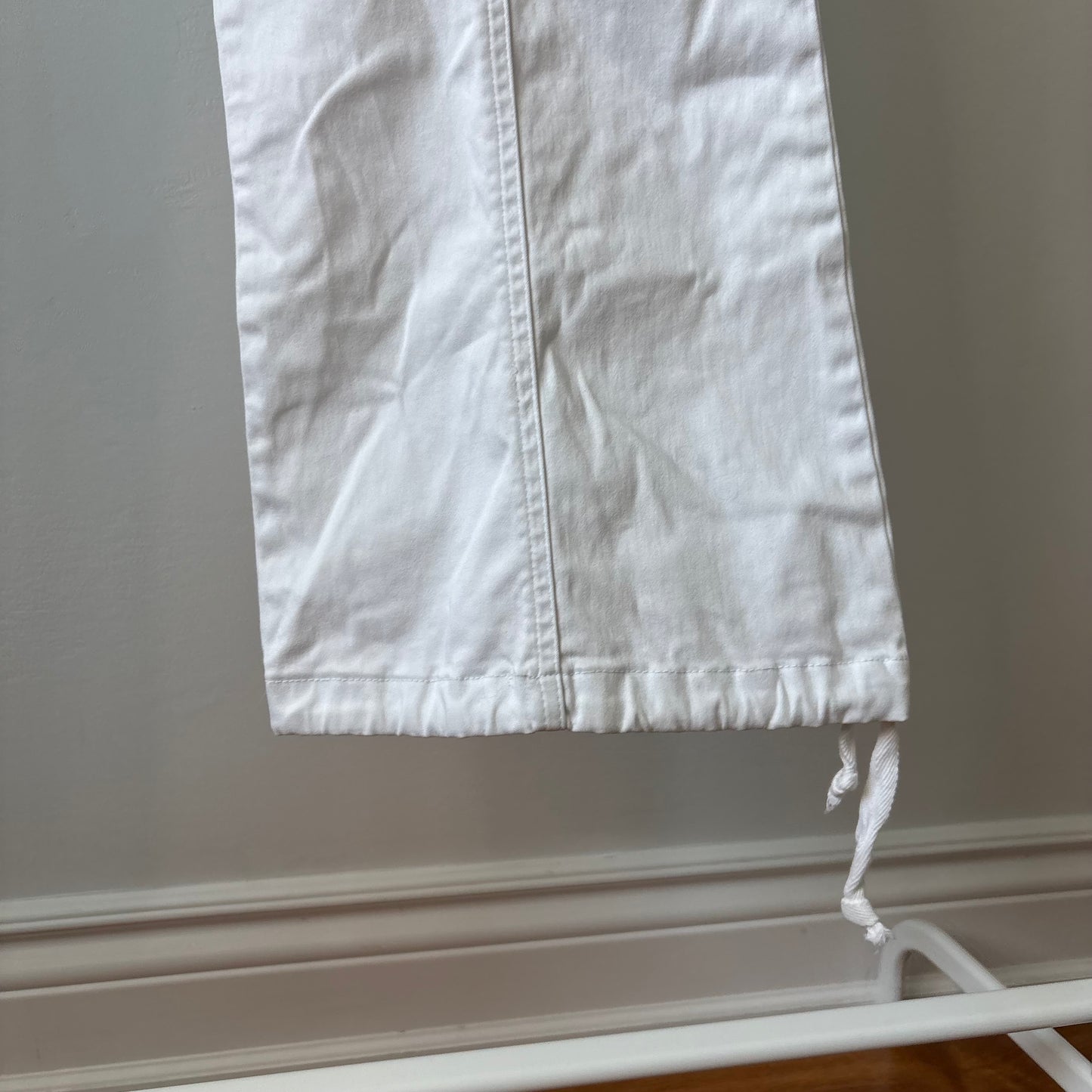White Vintage Guess Low Rise Bootcut Pants
