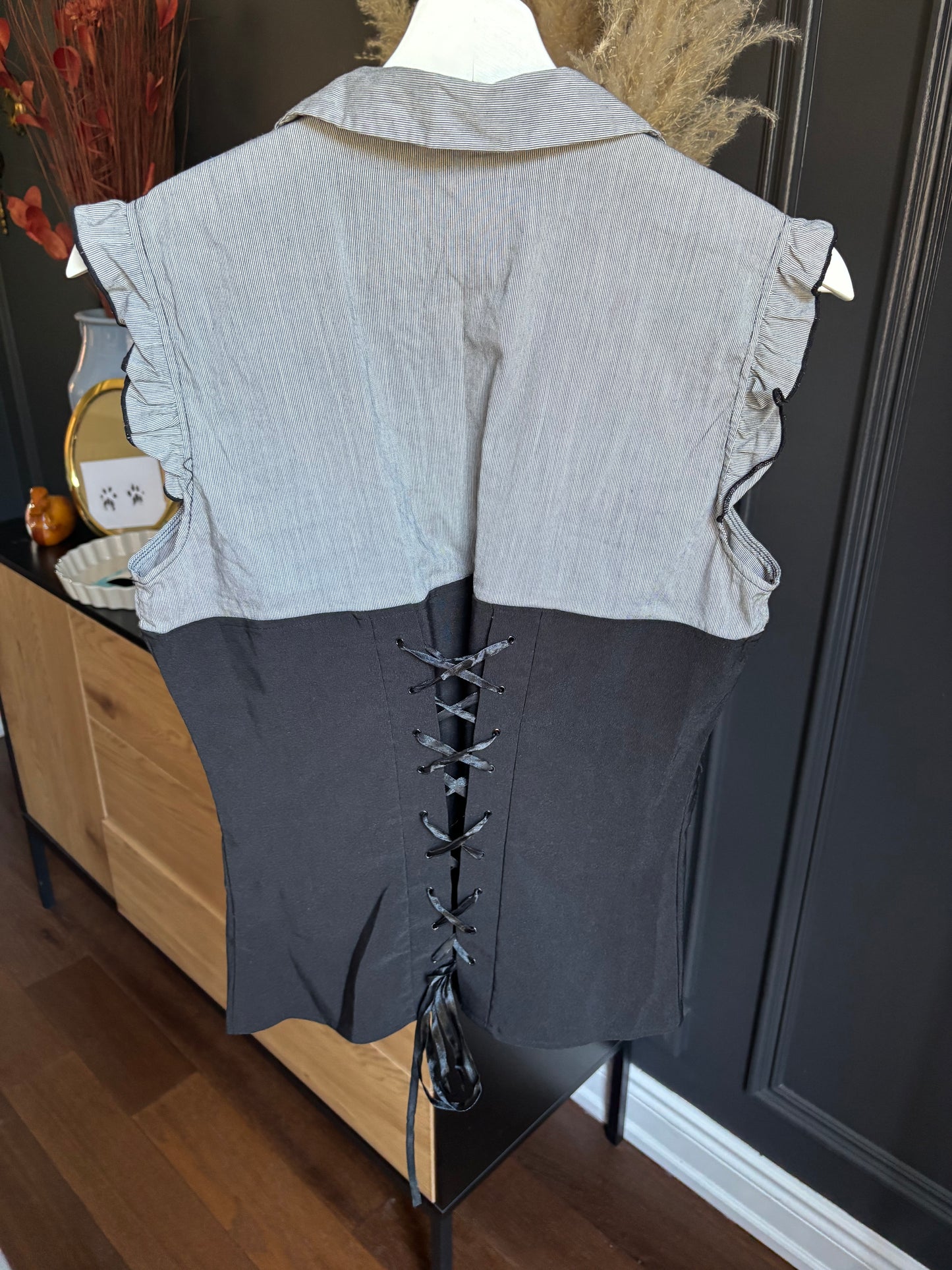 Short Sleeved Corset Blouse Size L