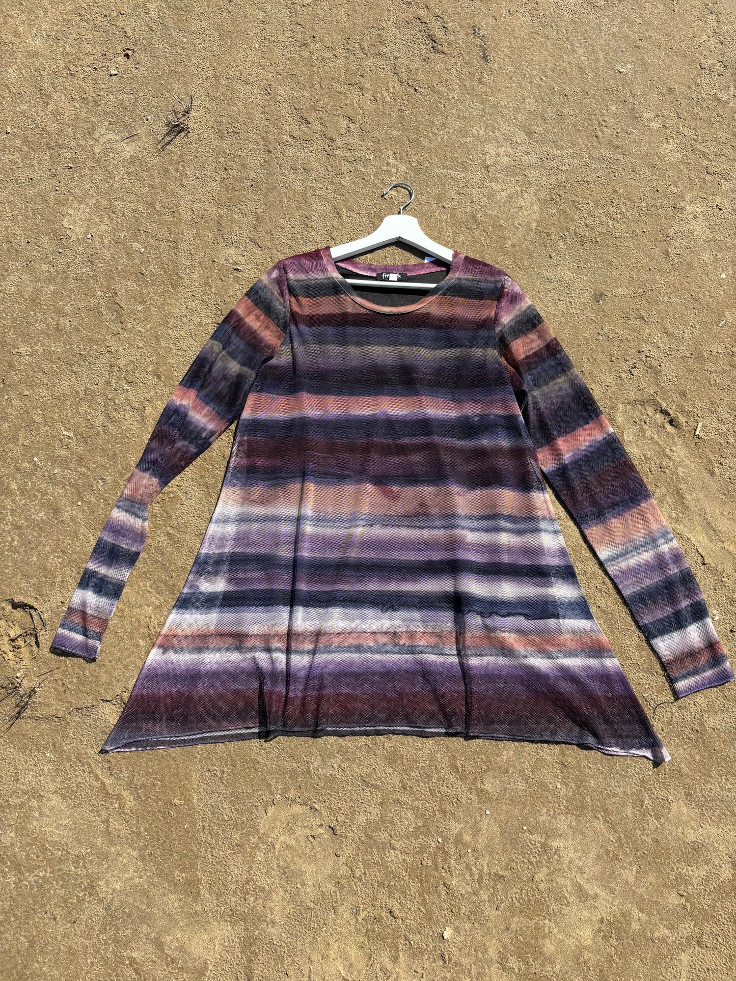 90s Long Mesh Top Size Large