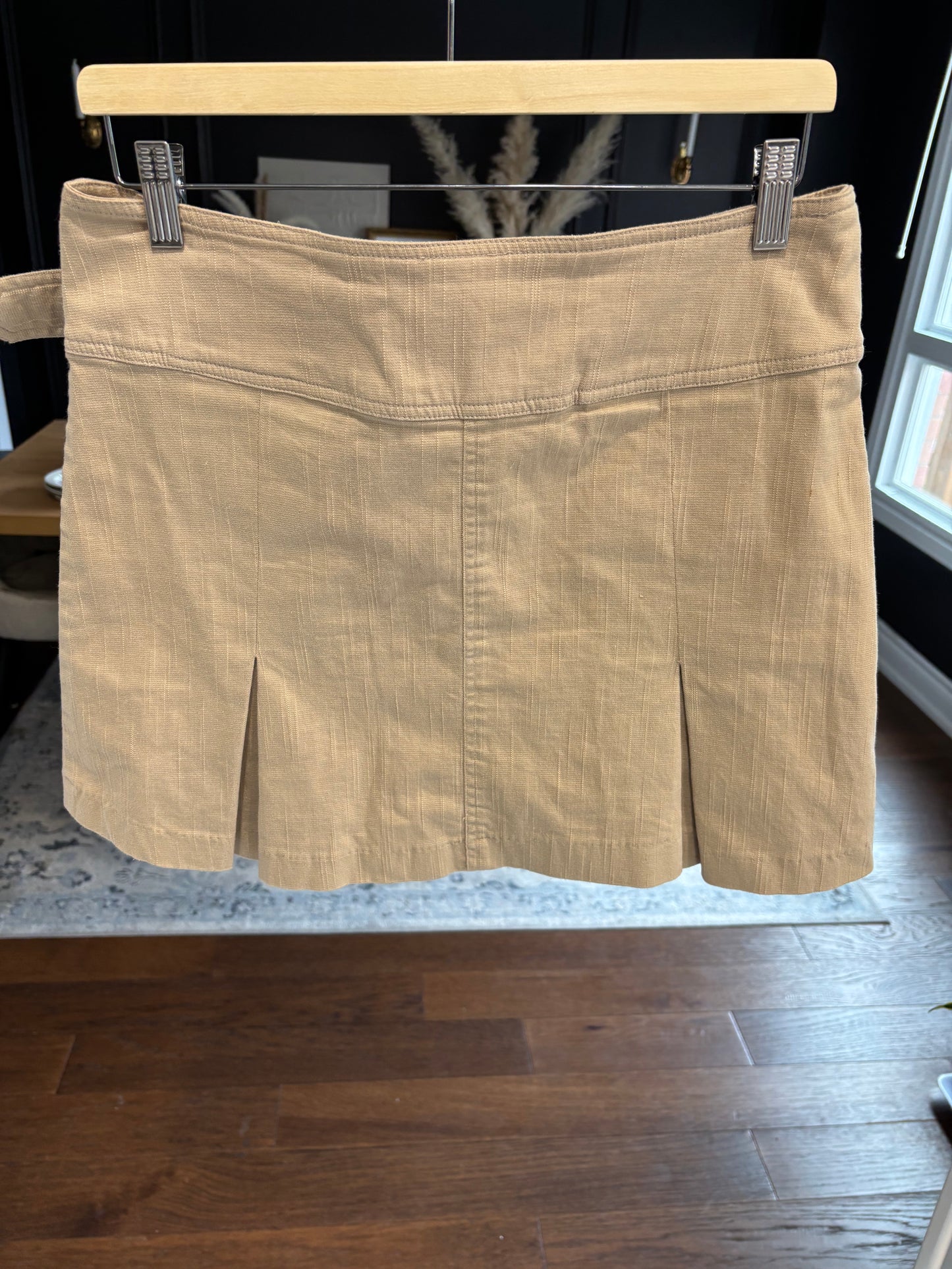 Pleated Belted Mini Skirt Size 10