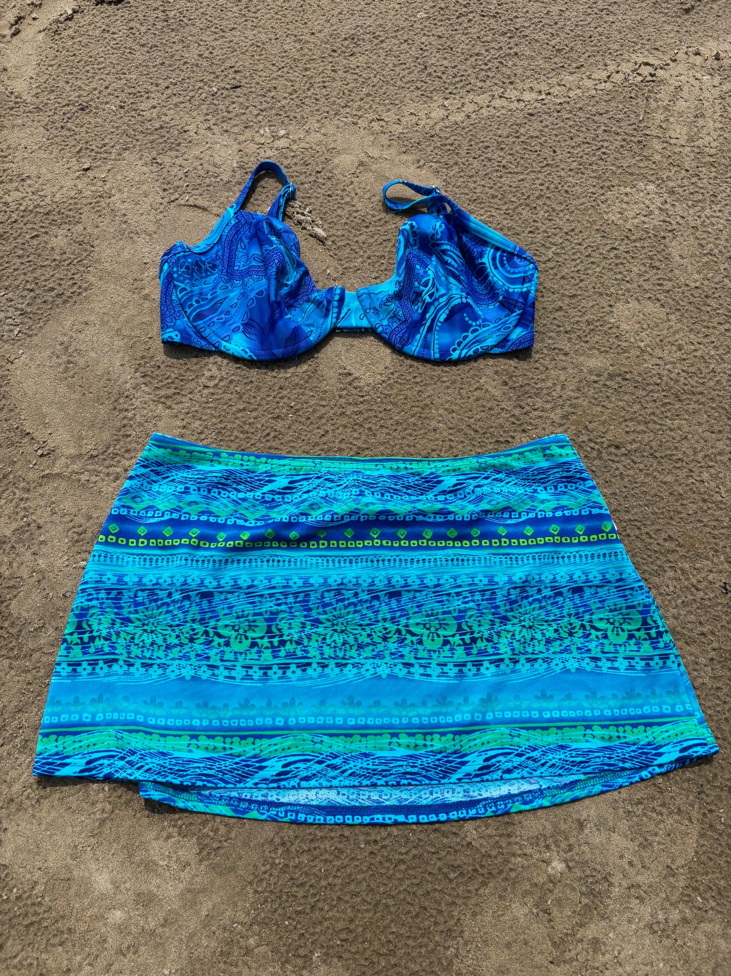 Vintage Paisley Print Swim Top Size M