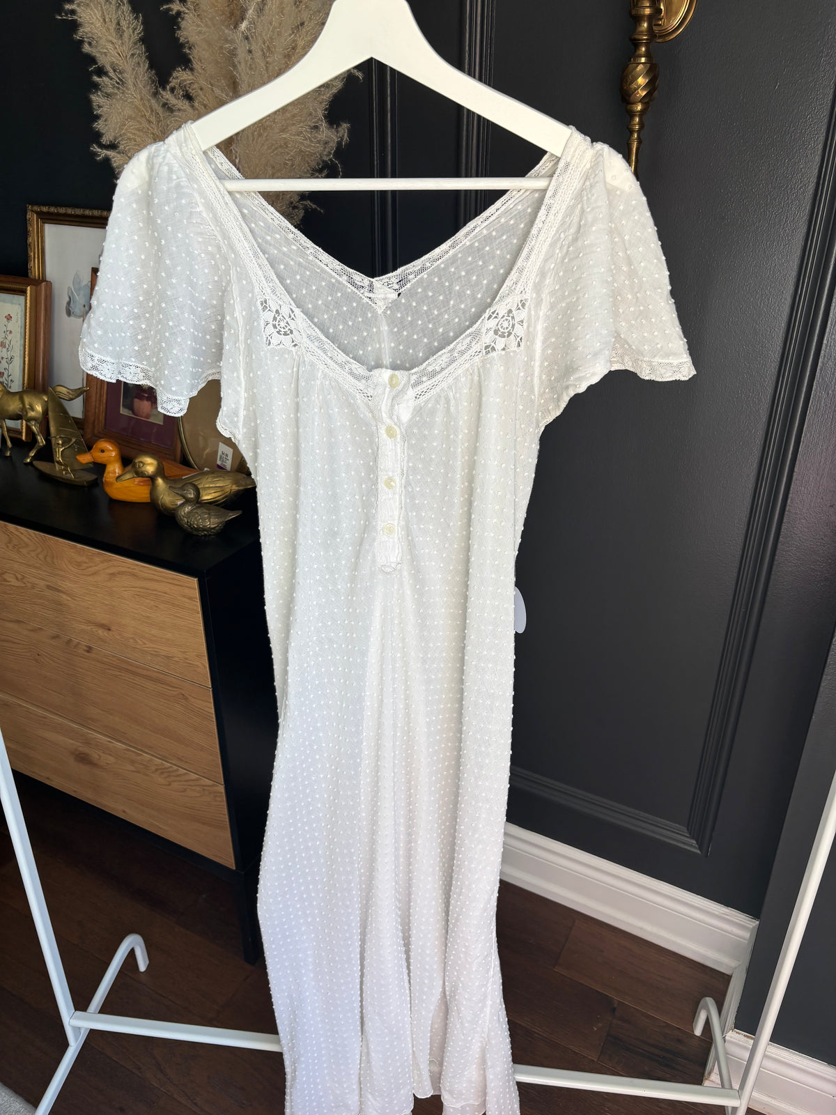 White Dotted Cotton Nightgown Size M