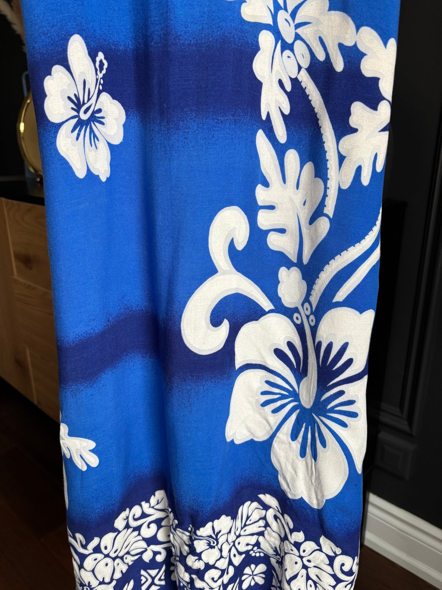 90's Blue Hibiscus Knee Length Beach Dress Size S