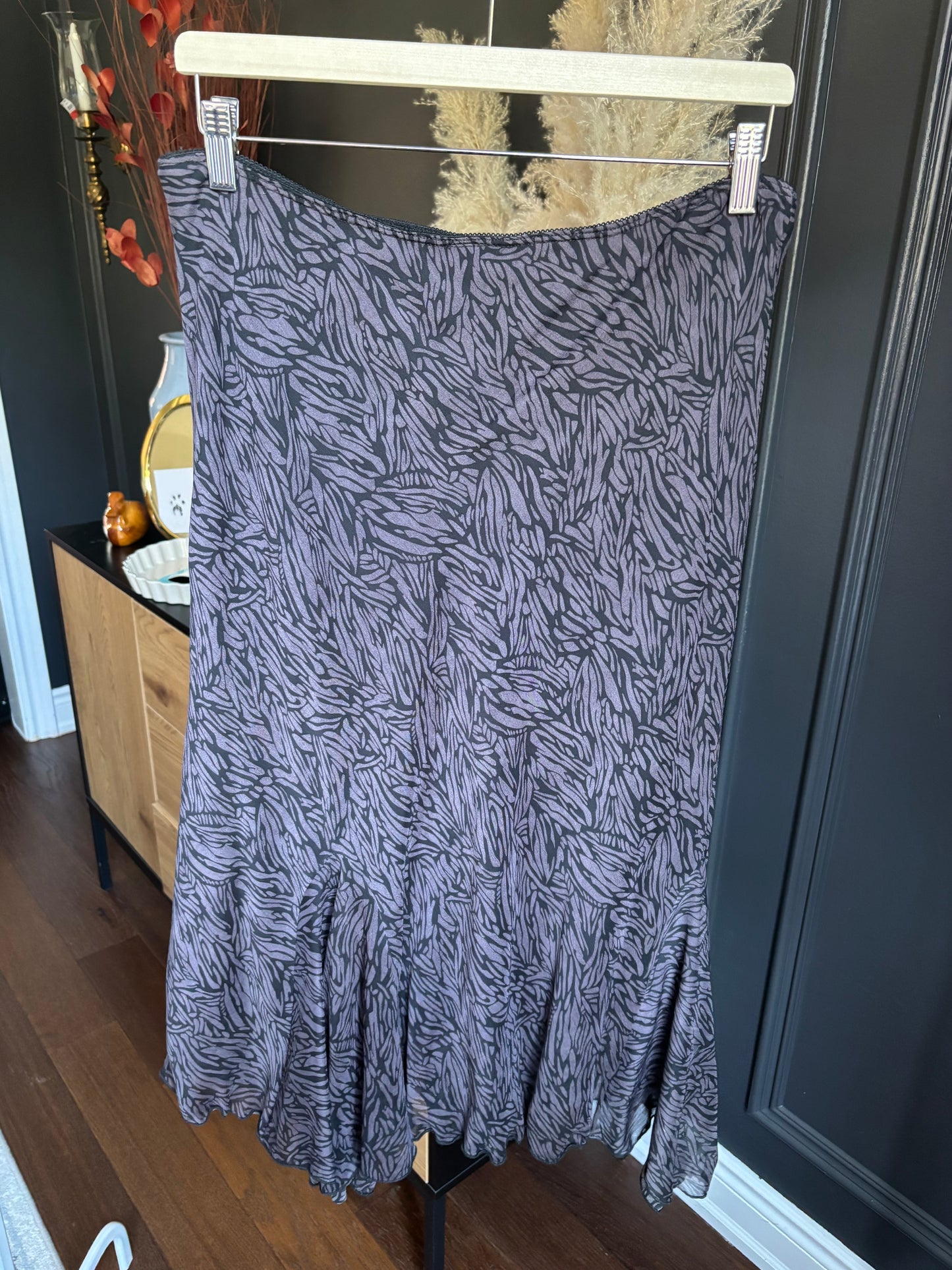 90's Vamp Midi Length Skirt Size L