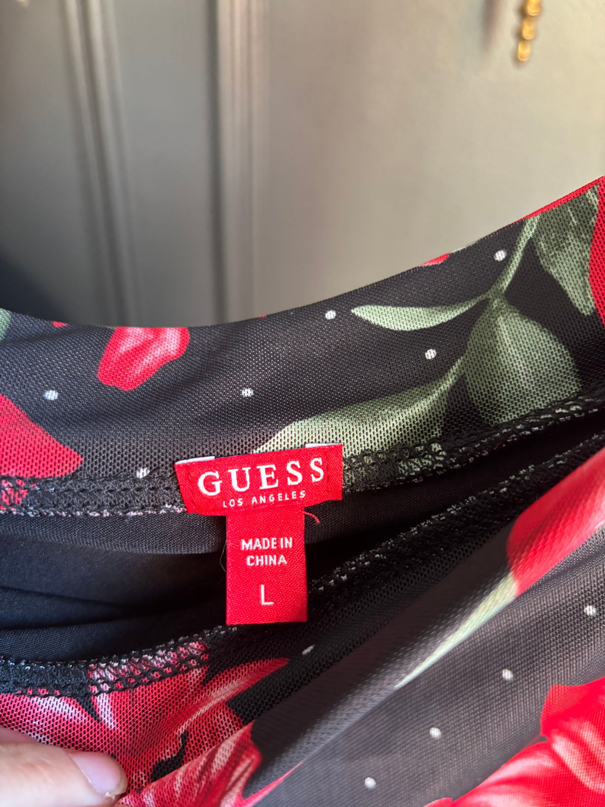 Guess Floral And Dot Off the Shoulder Top Size L