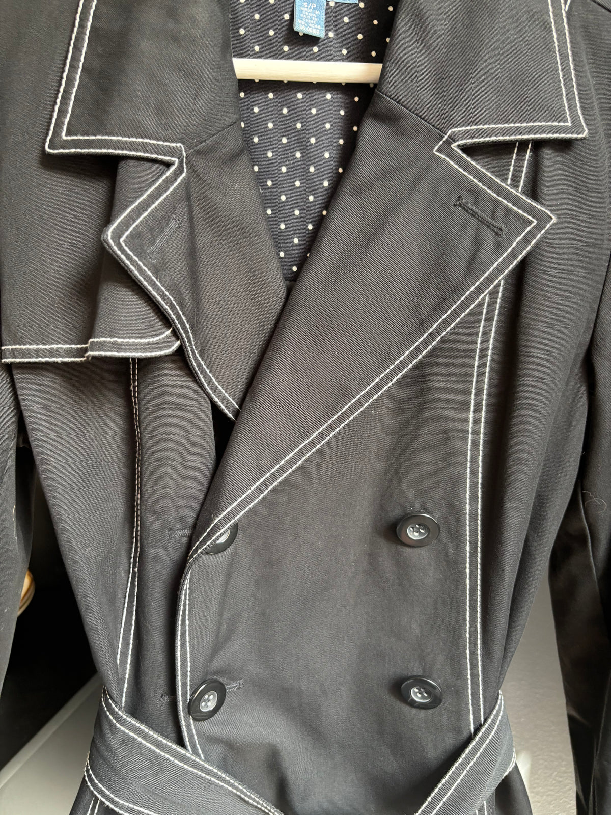 Black Short Trench Style Jacket With White Stitch Size S
