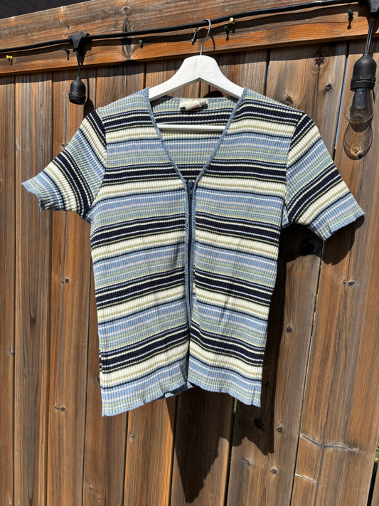 Vintage Short Sleeved Zip-Up Knit Size Small