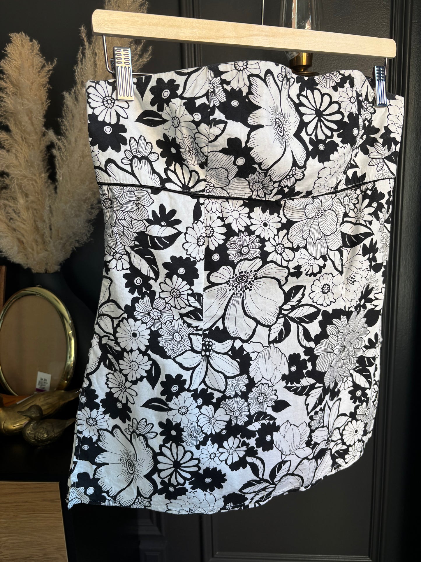 Black & White Costa Blanca Tube Top Size L