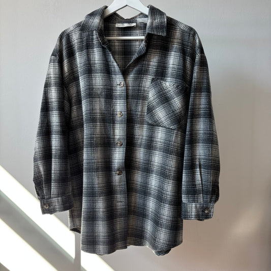 Vintage Tristan & Iseut Plaid Button Down