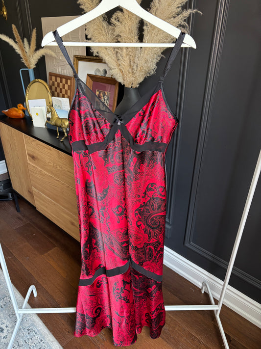 Red & Black Long Satin Paisley Dress Size M