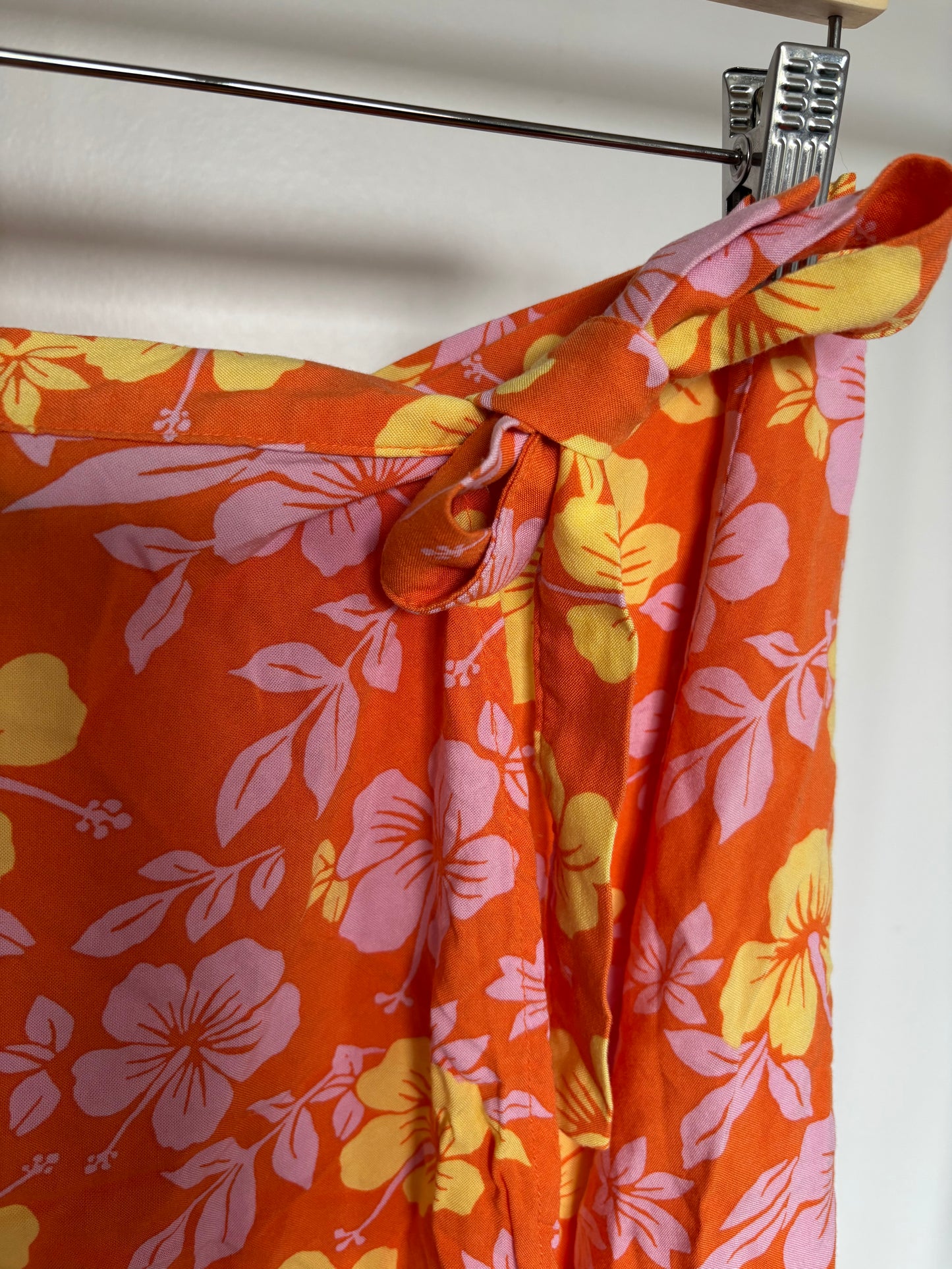 Orange Hibiscus Wrap Tie Skirt Size 12