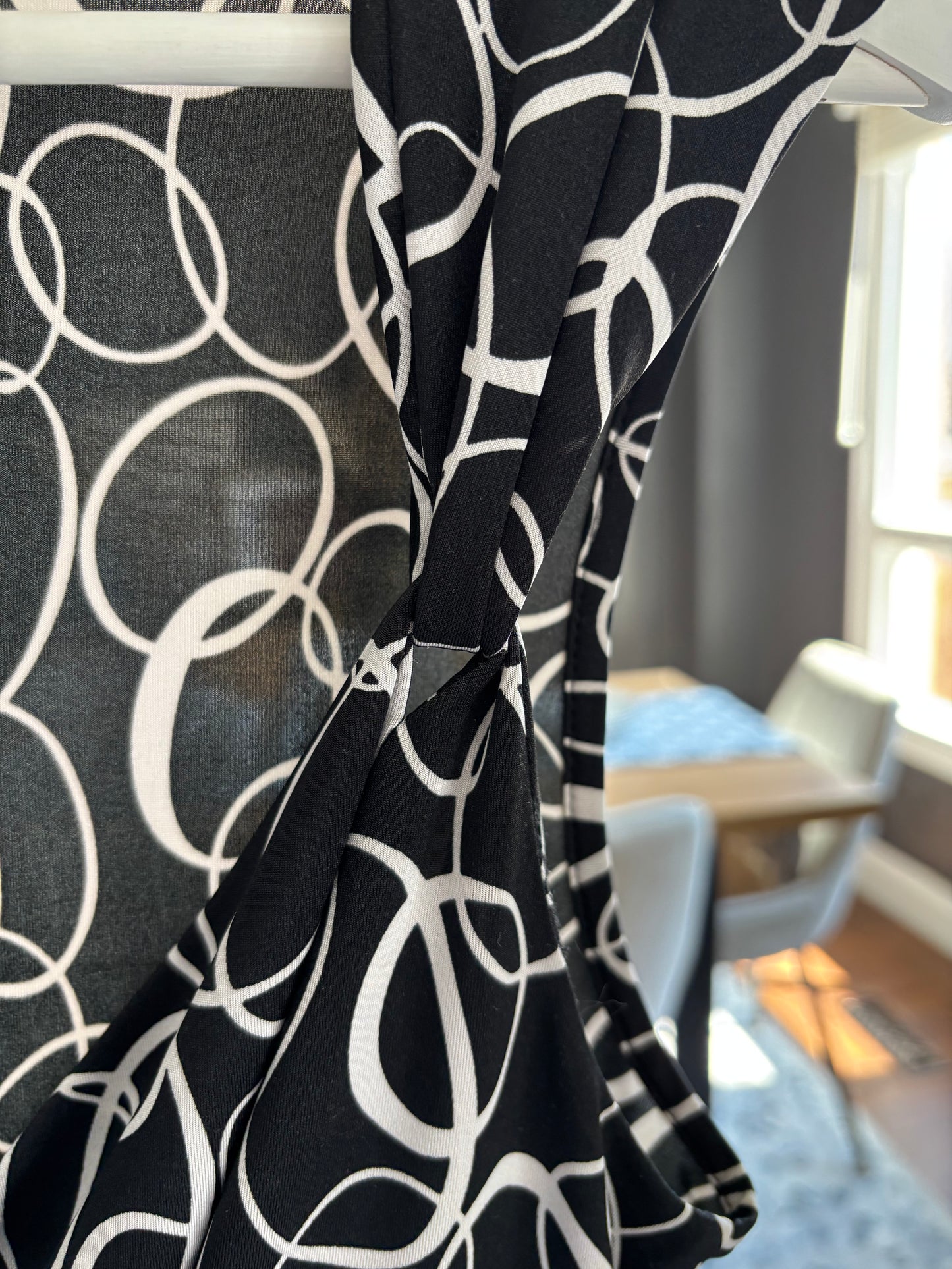 Sleeveless Loop Detail Top Size M