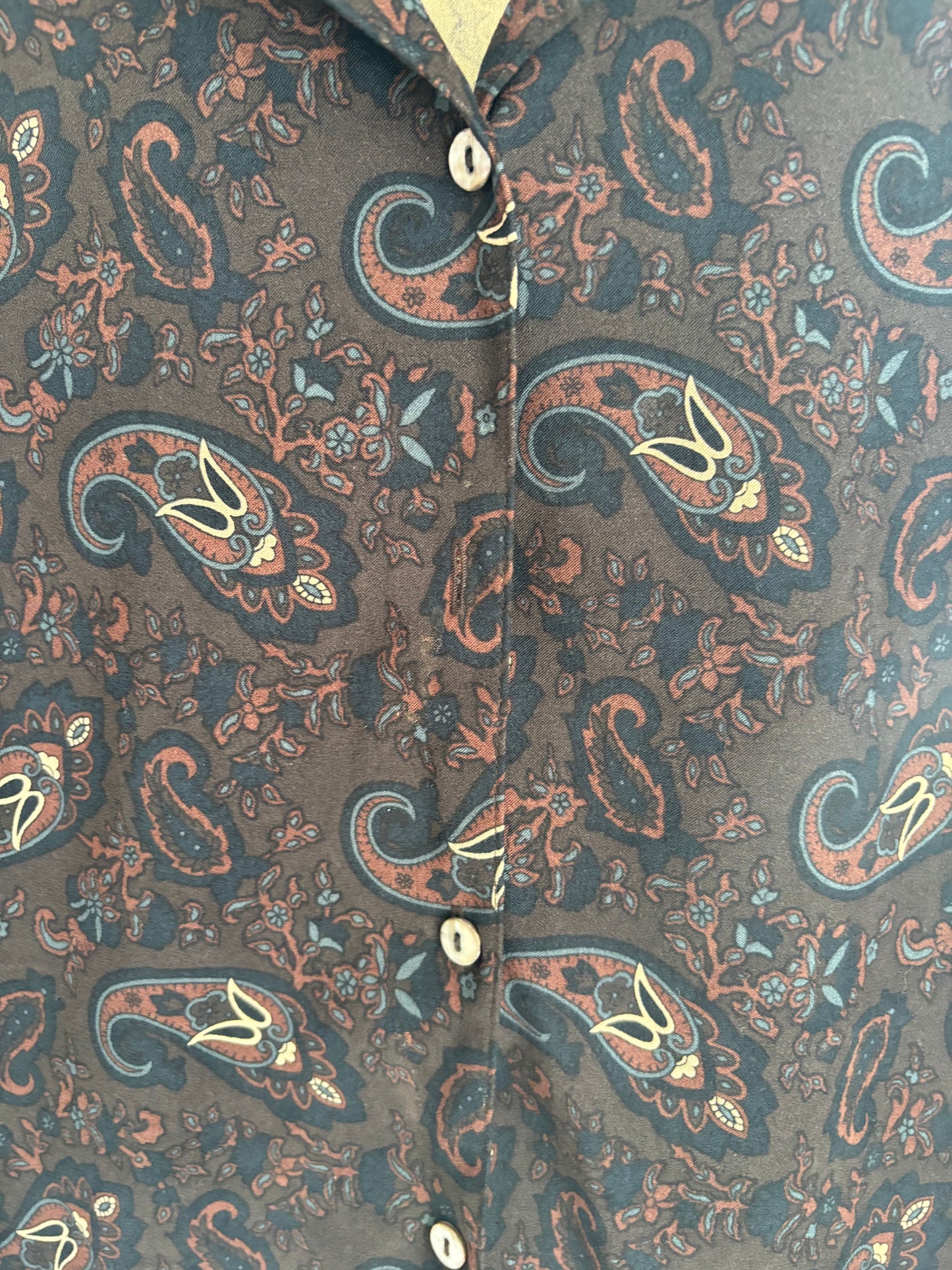 Vintage Paisley Button Down Size L