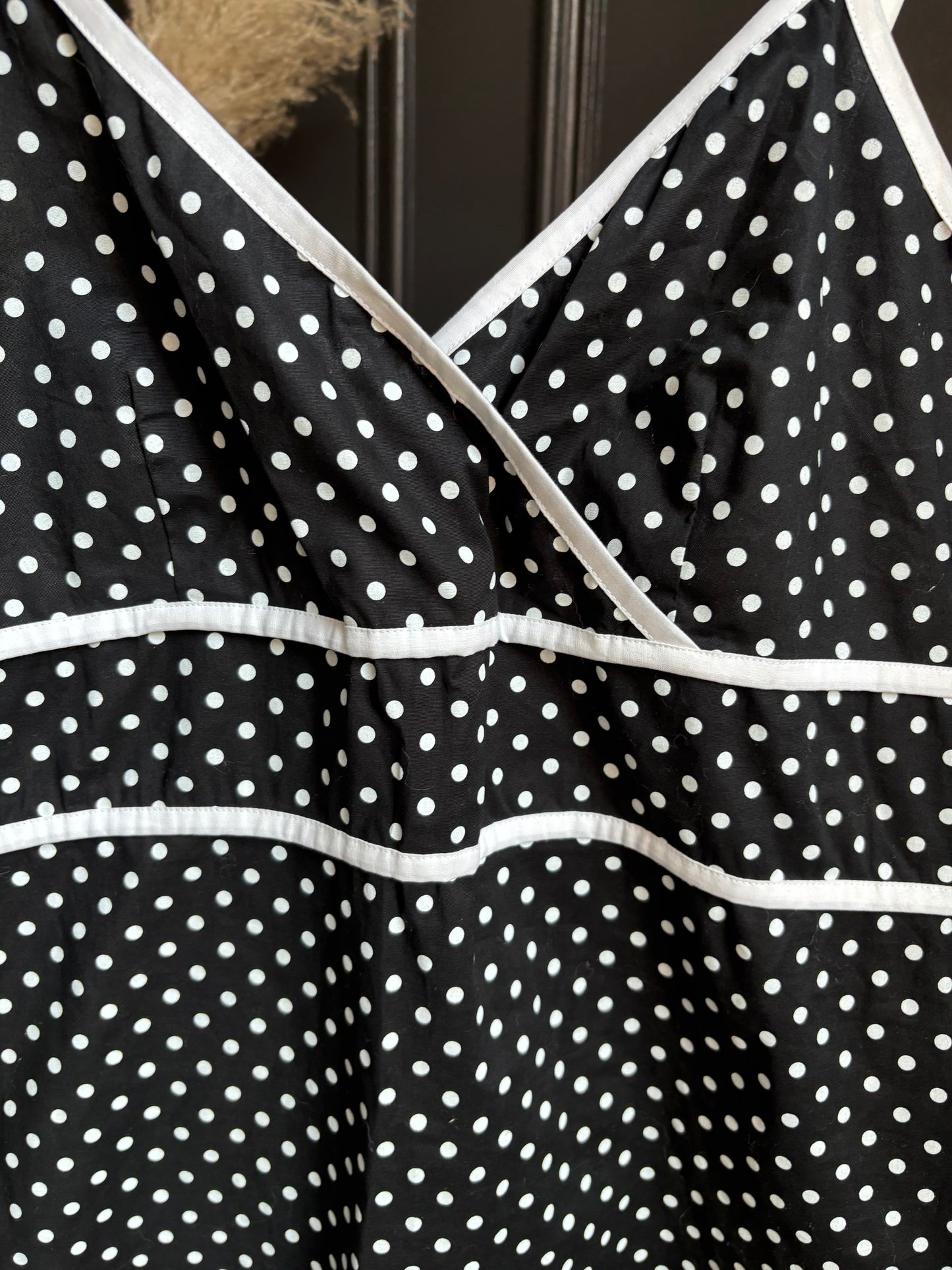 Fitted Polka Dot Knee Length Dress Size M