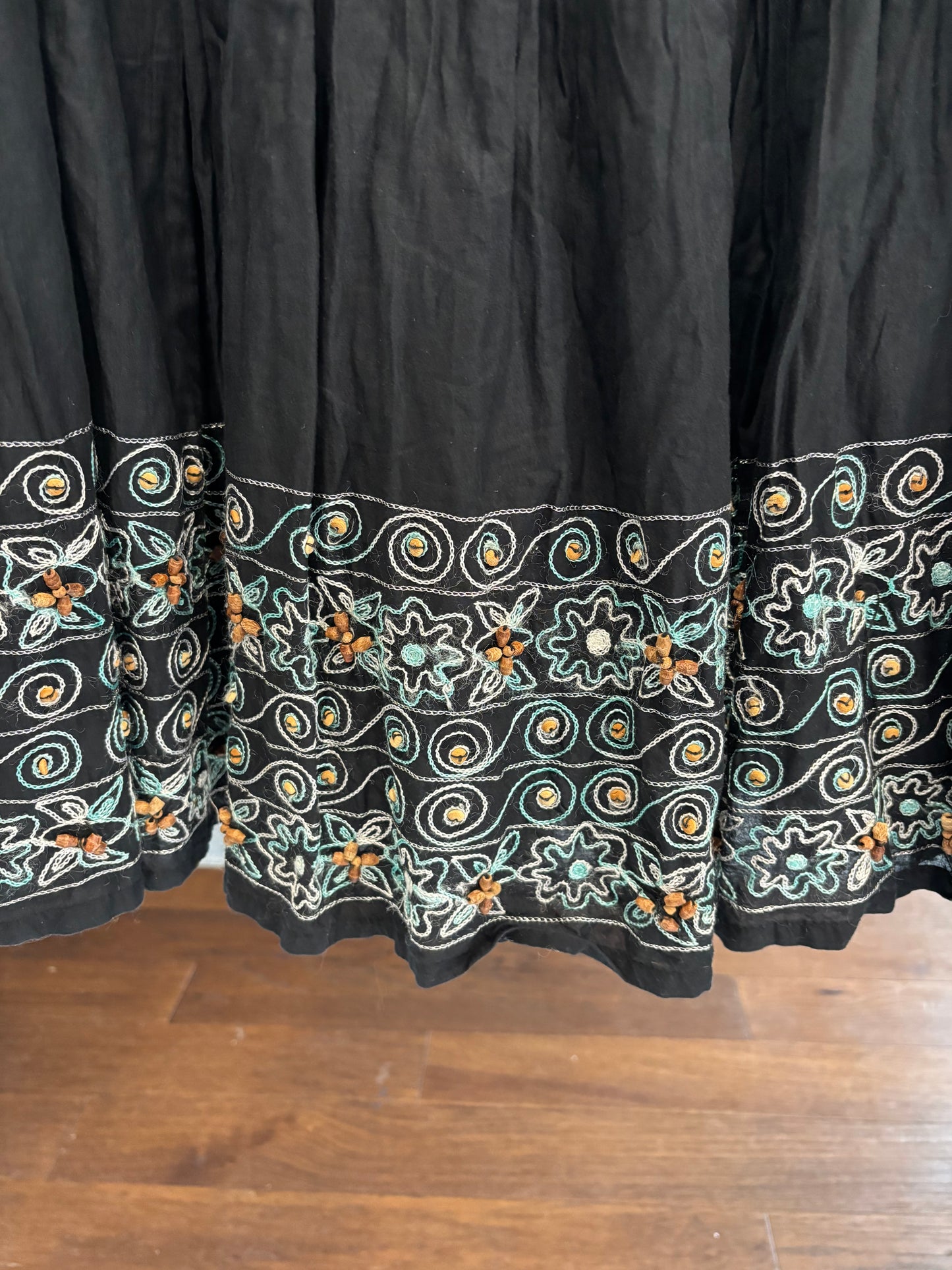 Black Cotton Embroidered Detail Skit Size 4