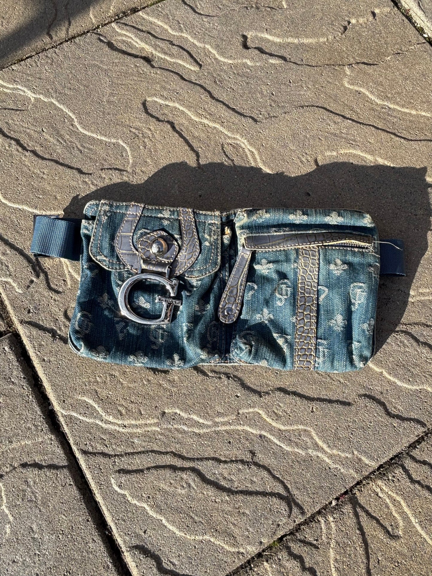 2000's Guess Denim Belt Bag