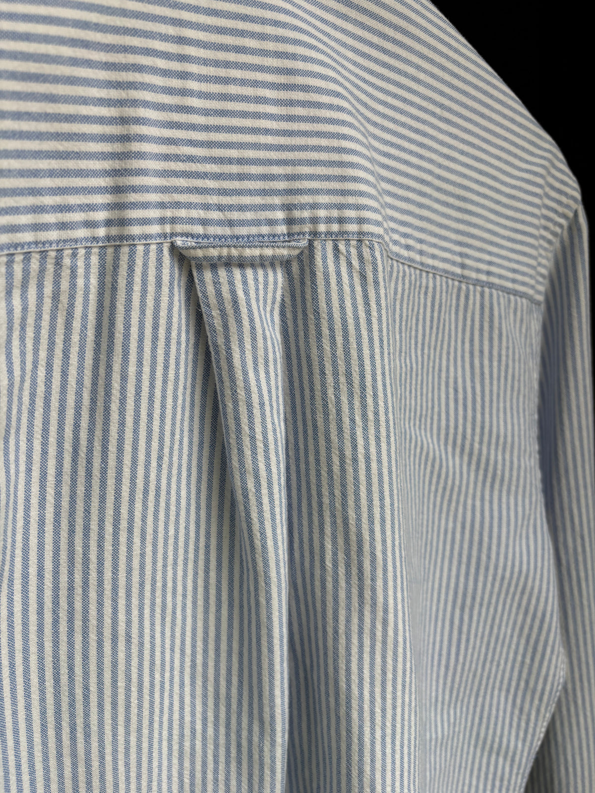 Blue & White Striped Button Down Shirt size M