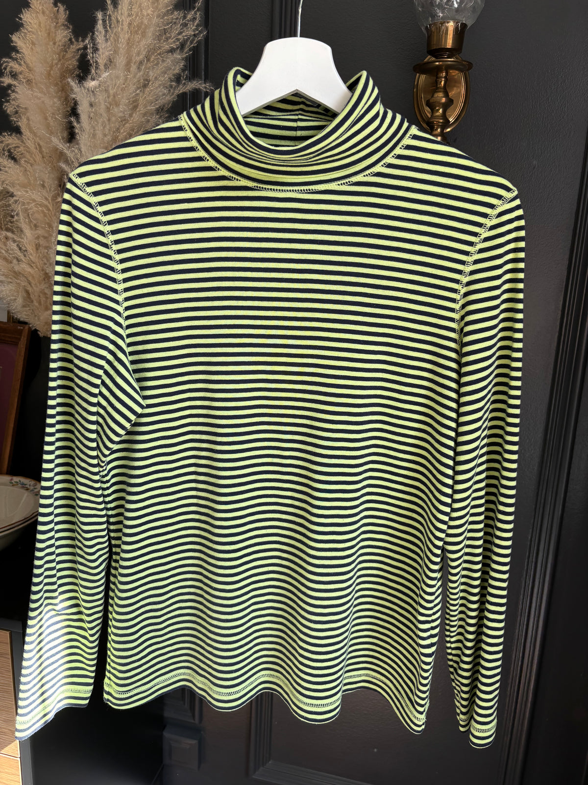 Tabi Long Sleeve Striped Turtle Neck Size M