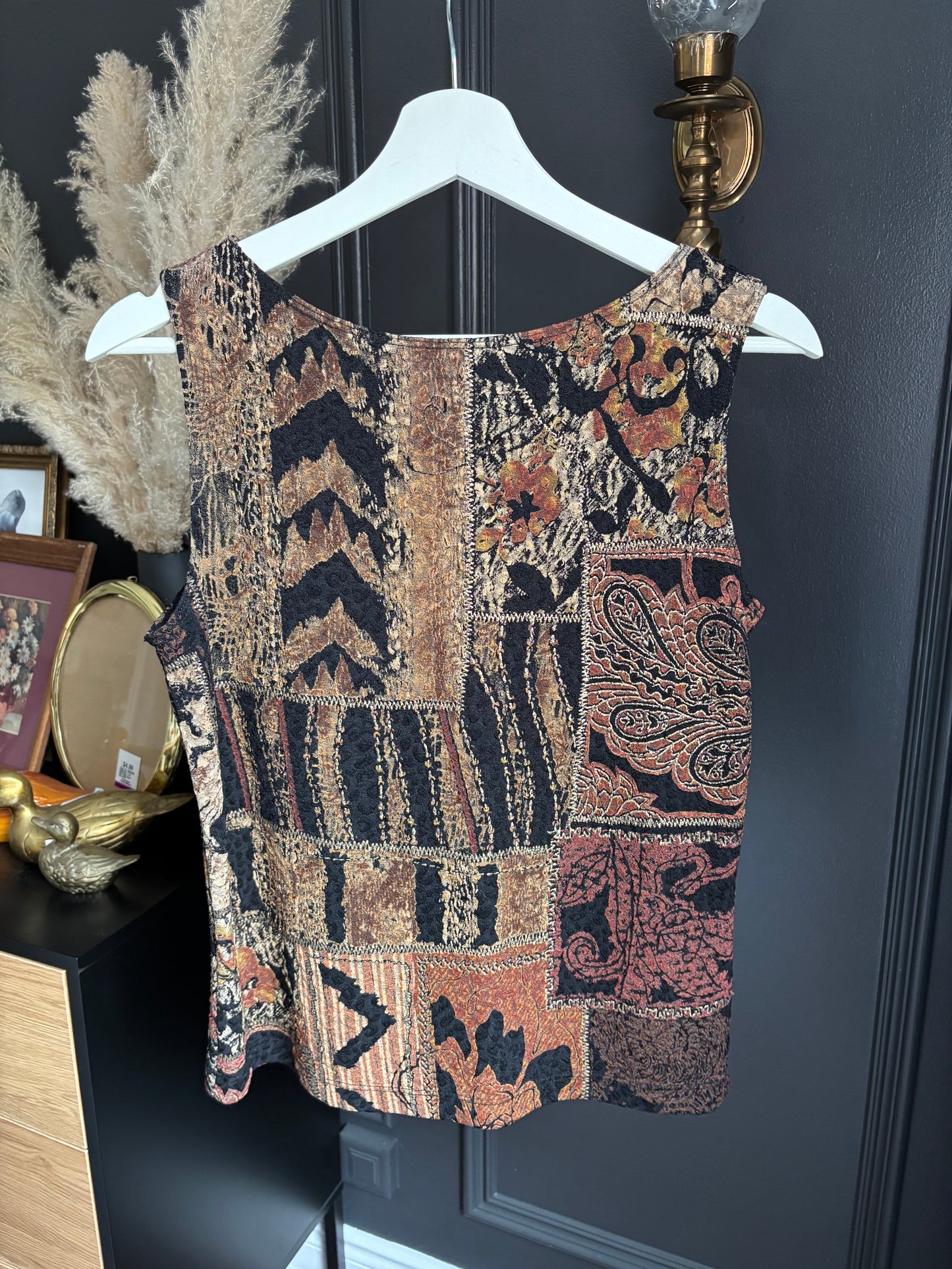 Vintage Gold Detail Tank Size M