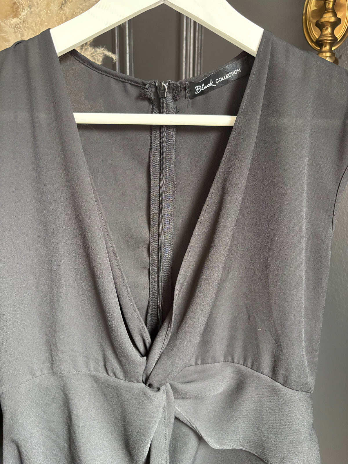 Black Vintage Sleeveless Twist Blouse Size S