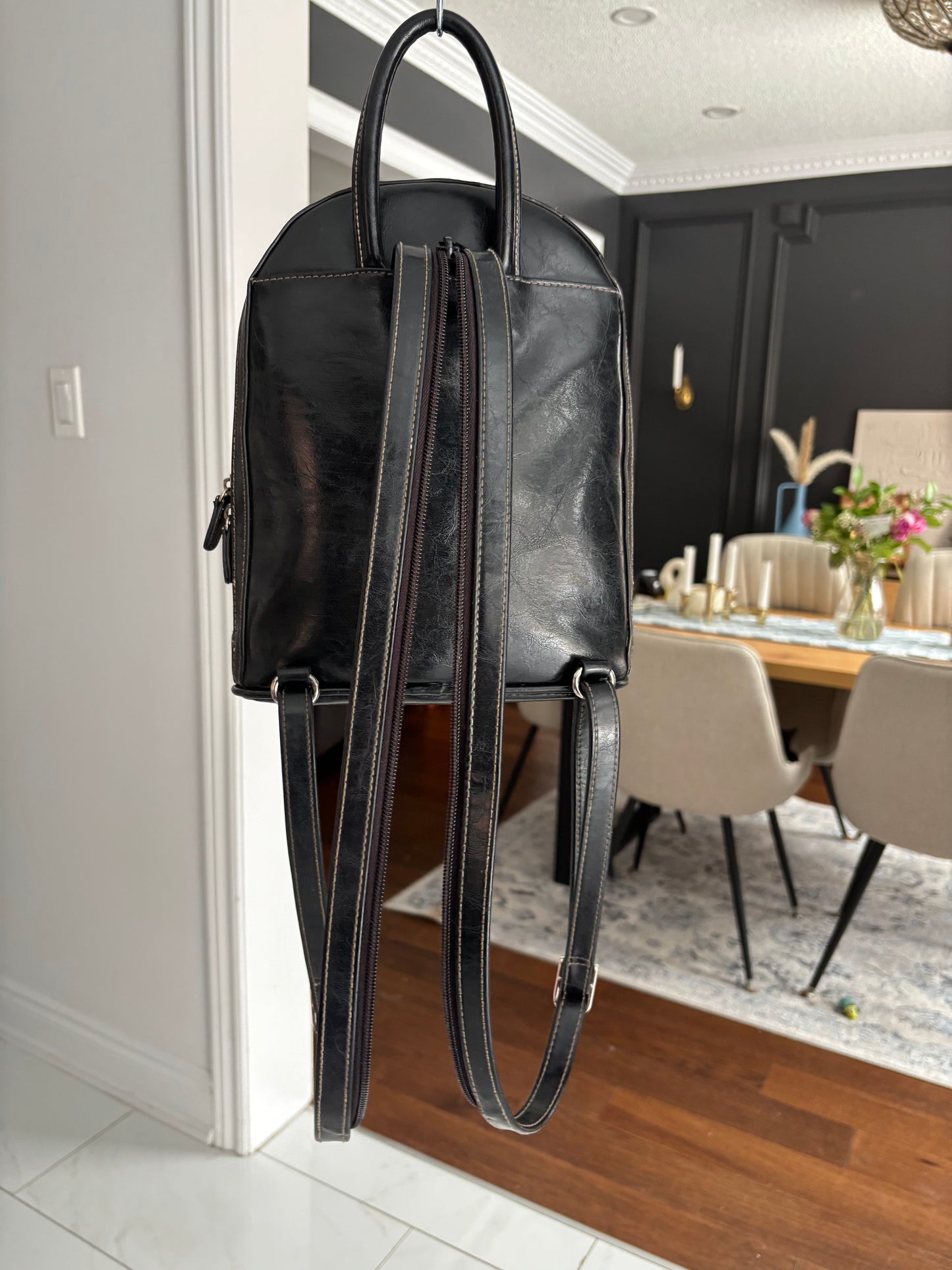 90's Black Leather Backpack