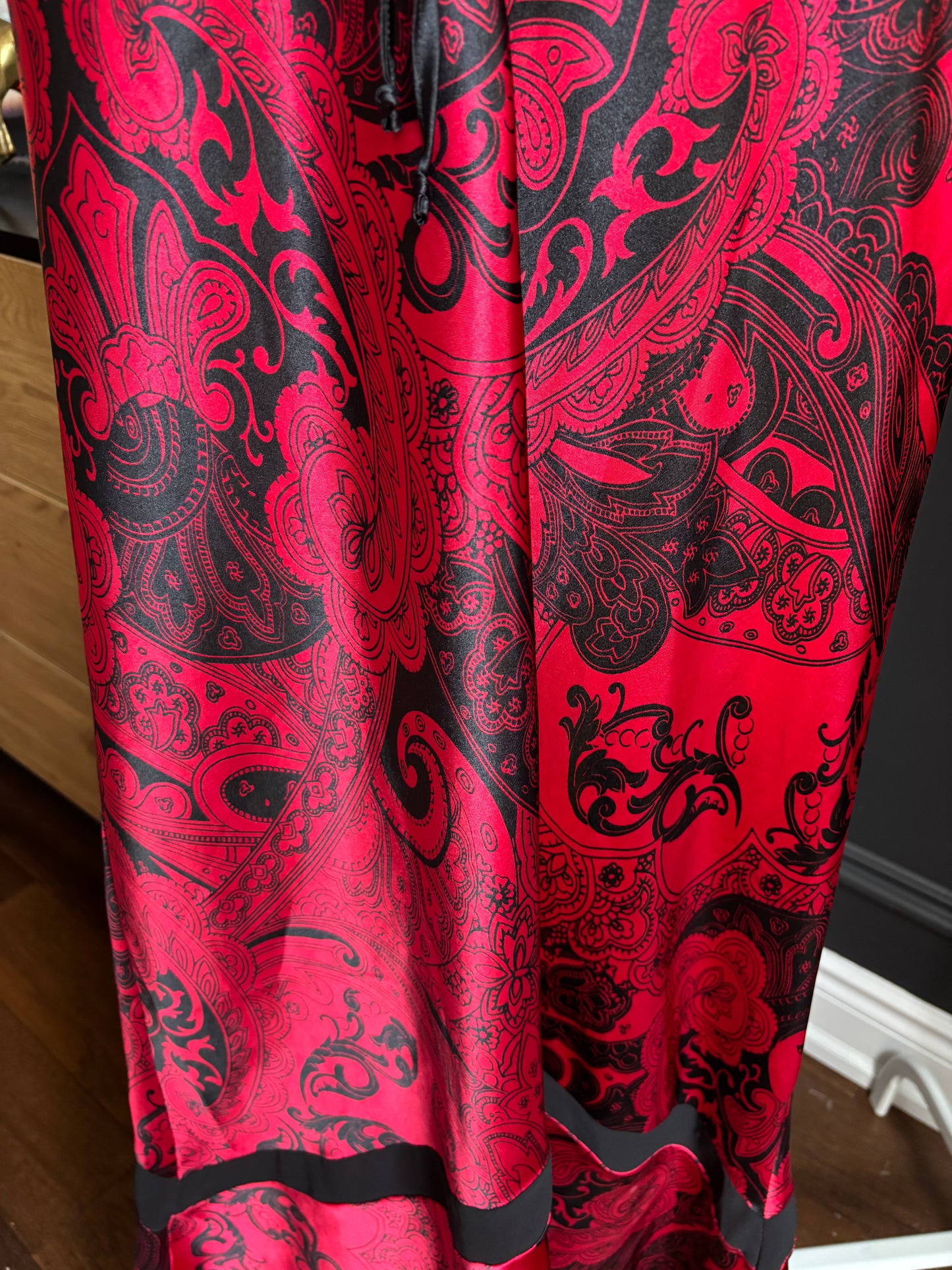 Red & Black Long Satin Paisley Dress Size M