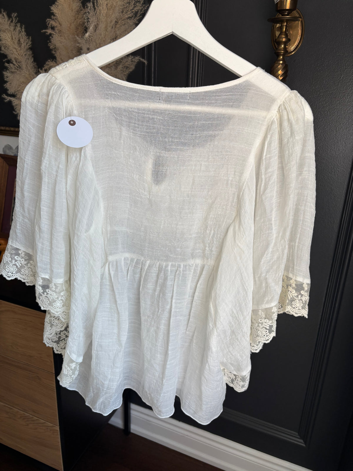 White Boho Flutter Sleeved Top Size S