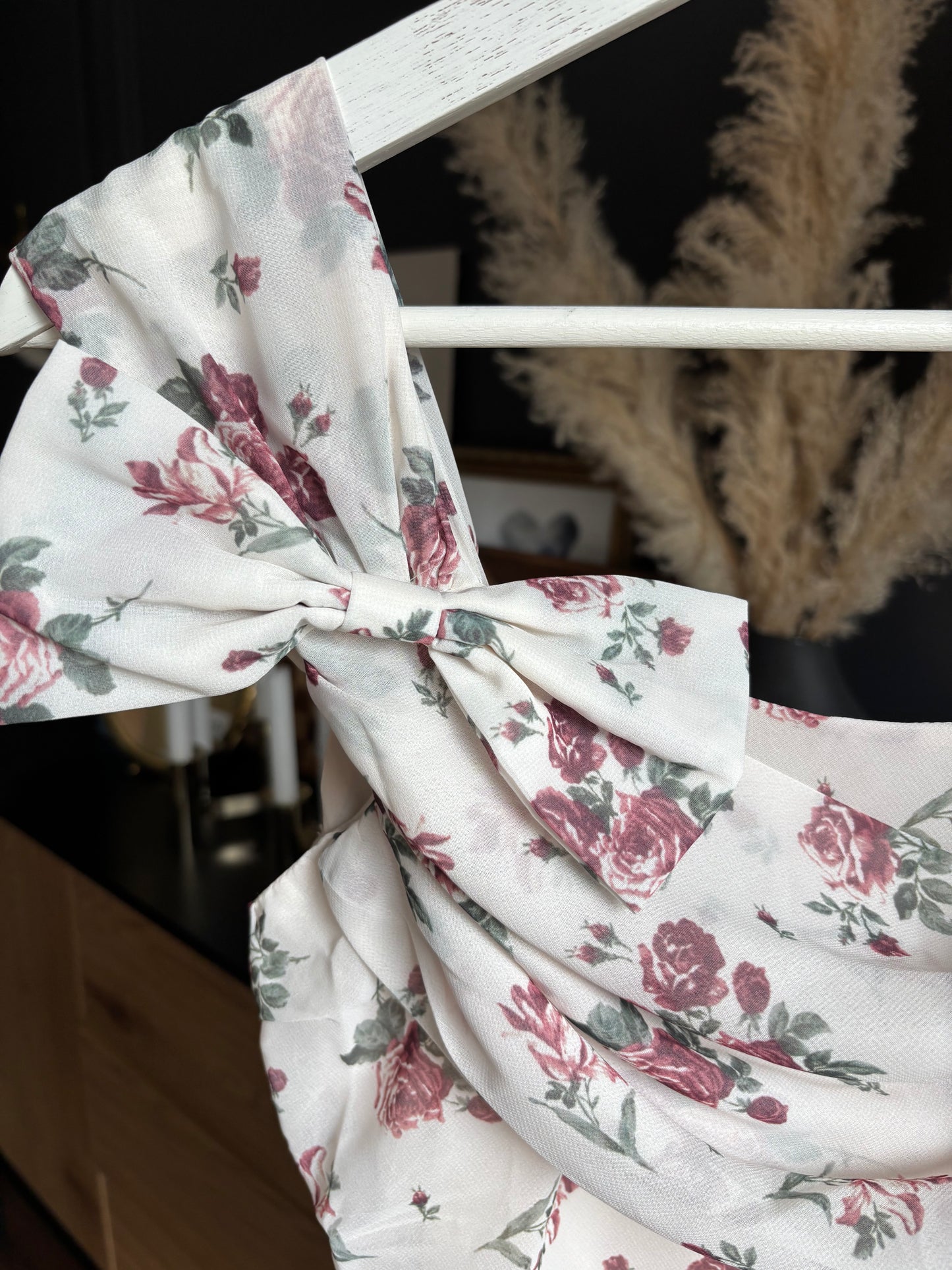 Romantic Floral Sleeveless Top Size S