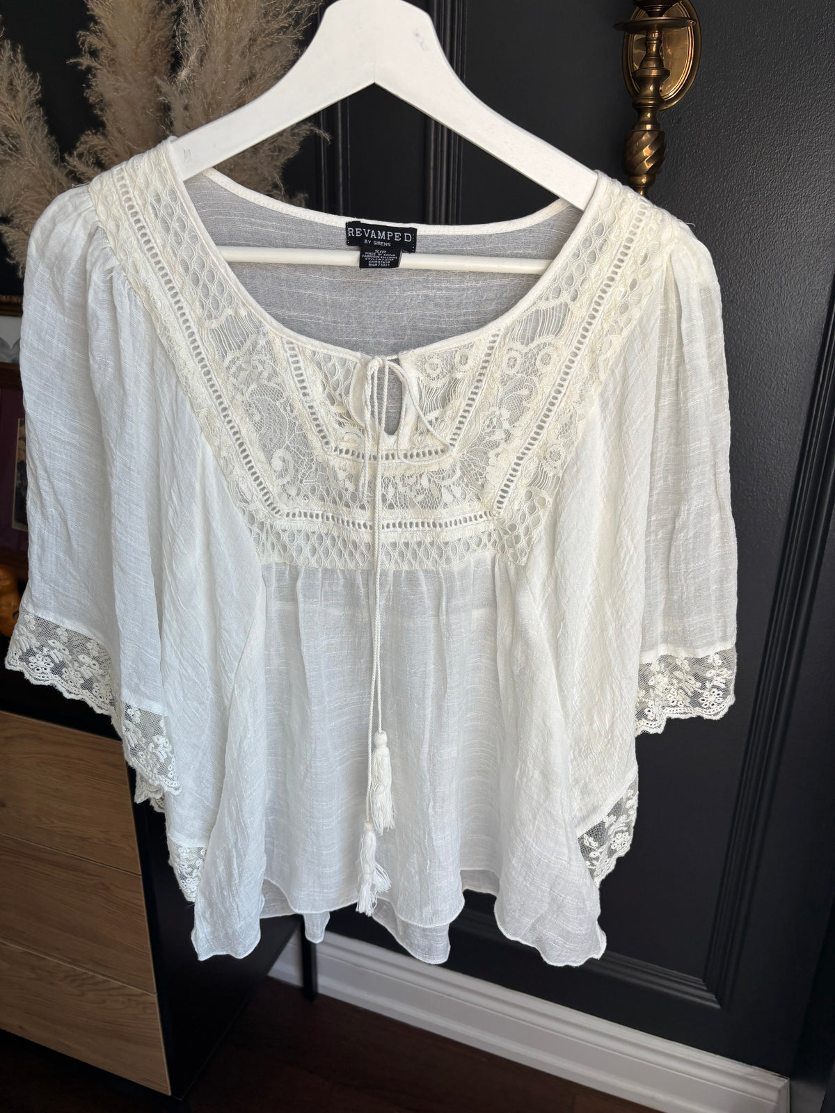 White Boho Flutter Sleeved Top Size S
