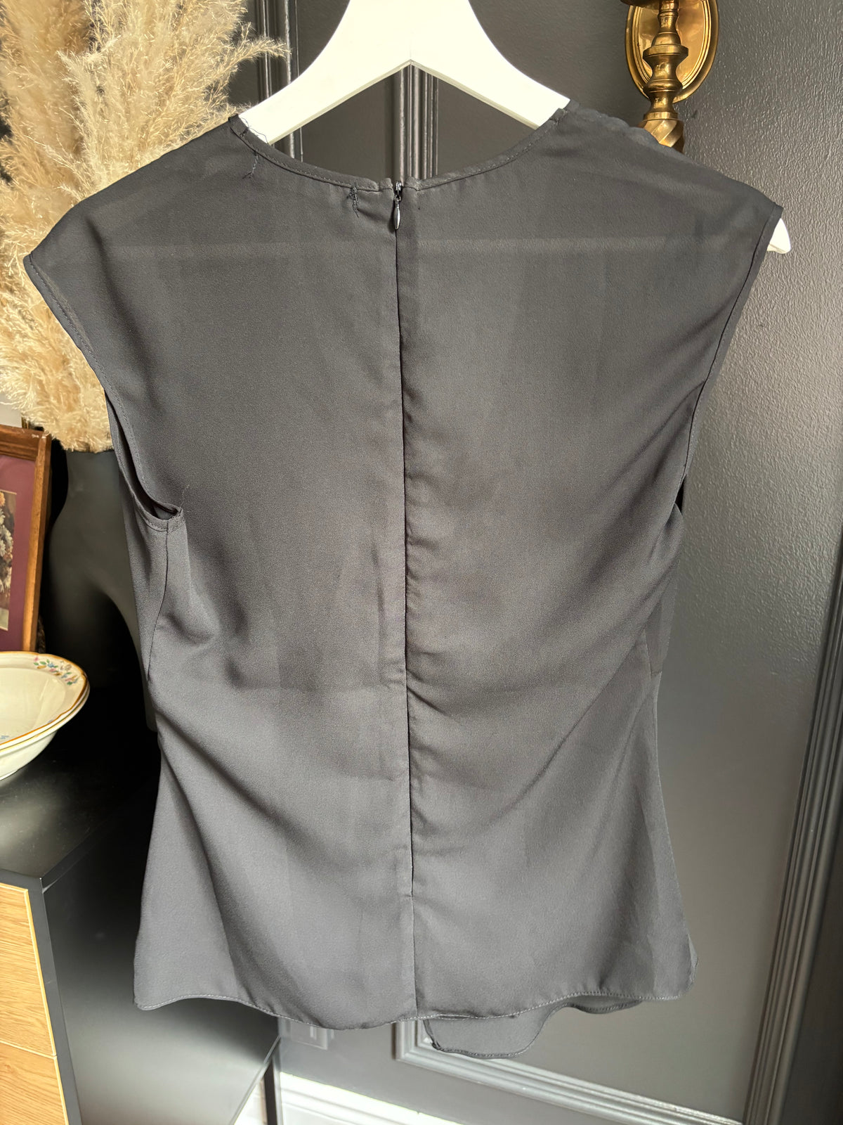 Black Vintage Sleeveless Twist Blouse Size S