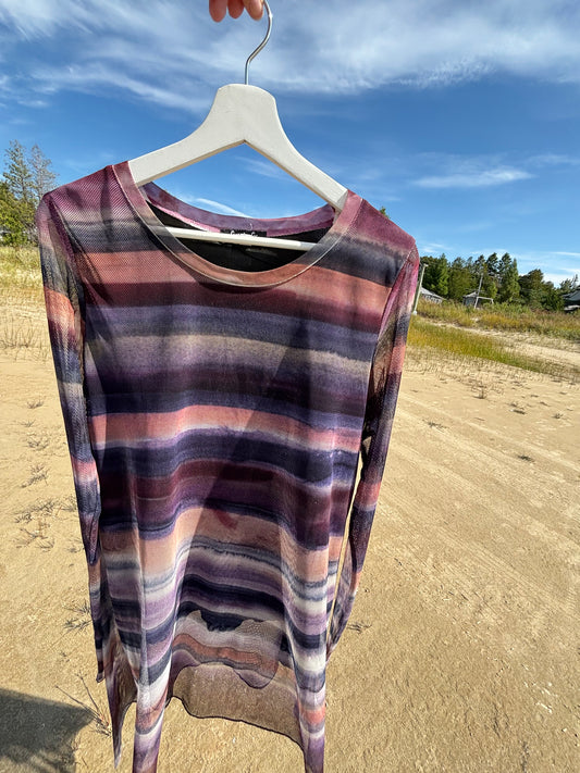 90s Long Mesh Top Size Large