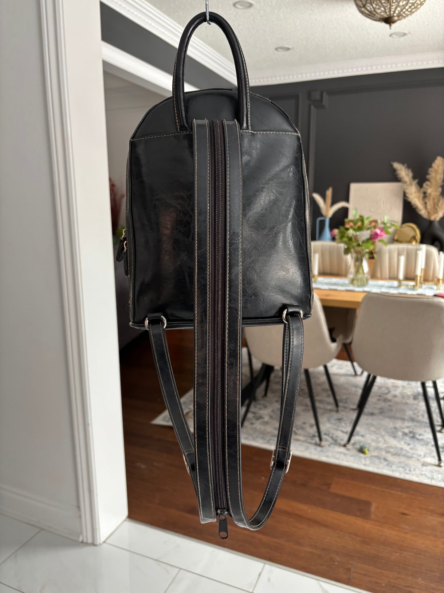 90's Black Leather Backpack