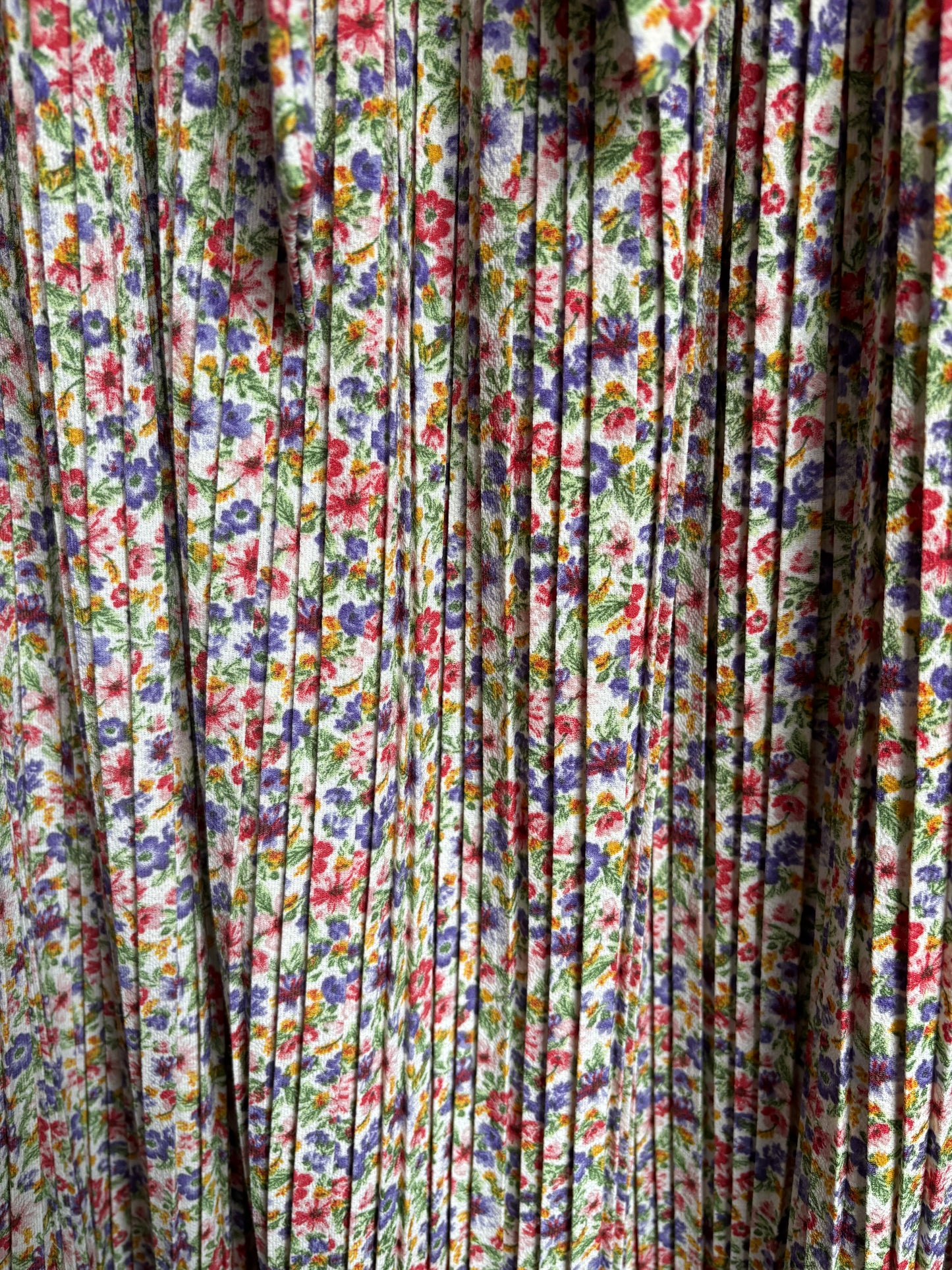 Pleated Floral Elastic Skirt Size M