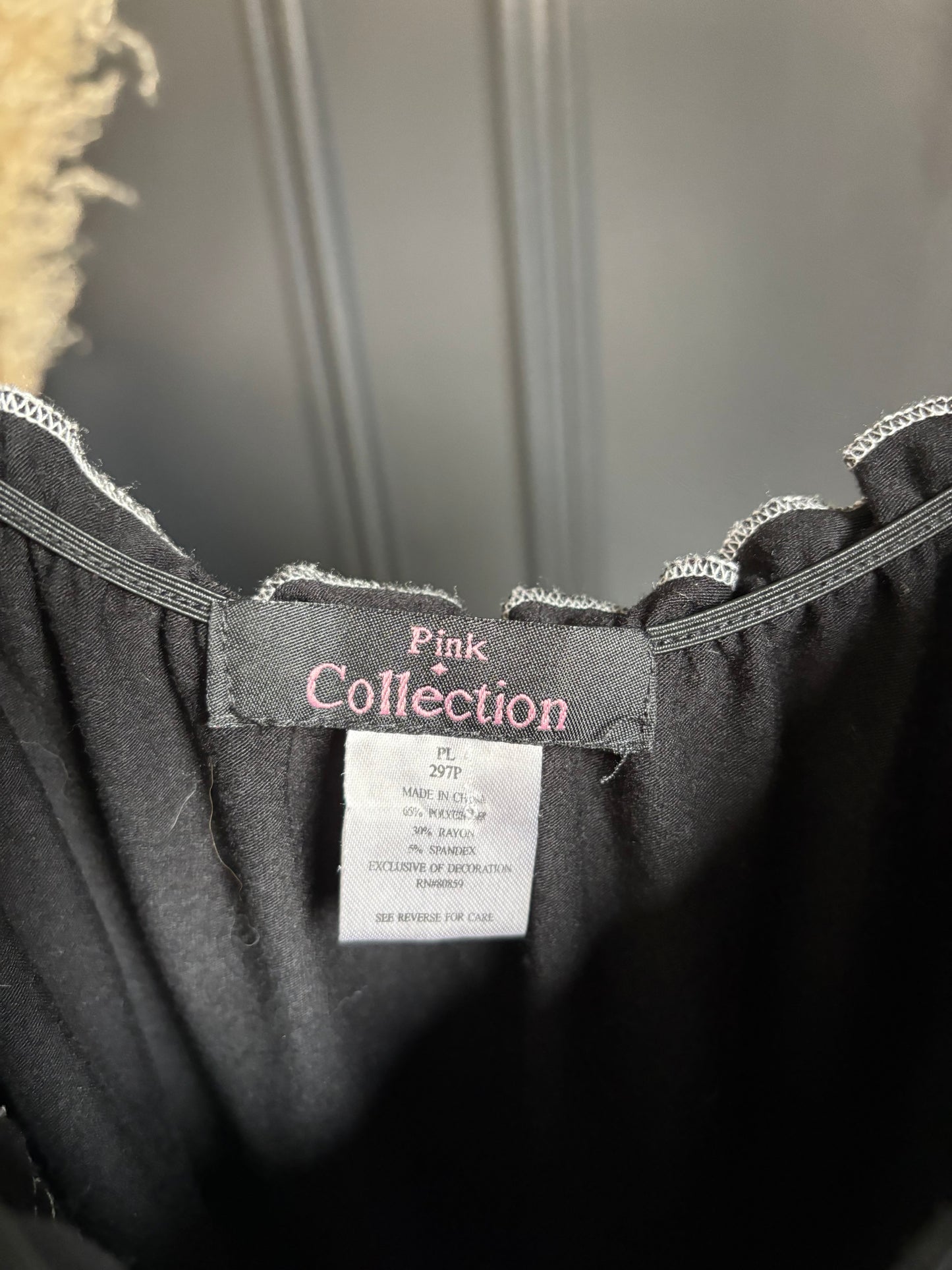 Vintage Off the Shoulder Top Size M