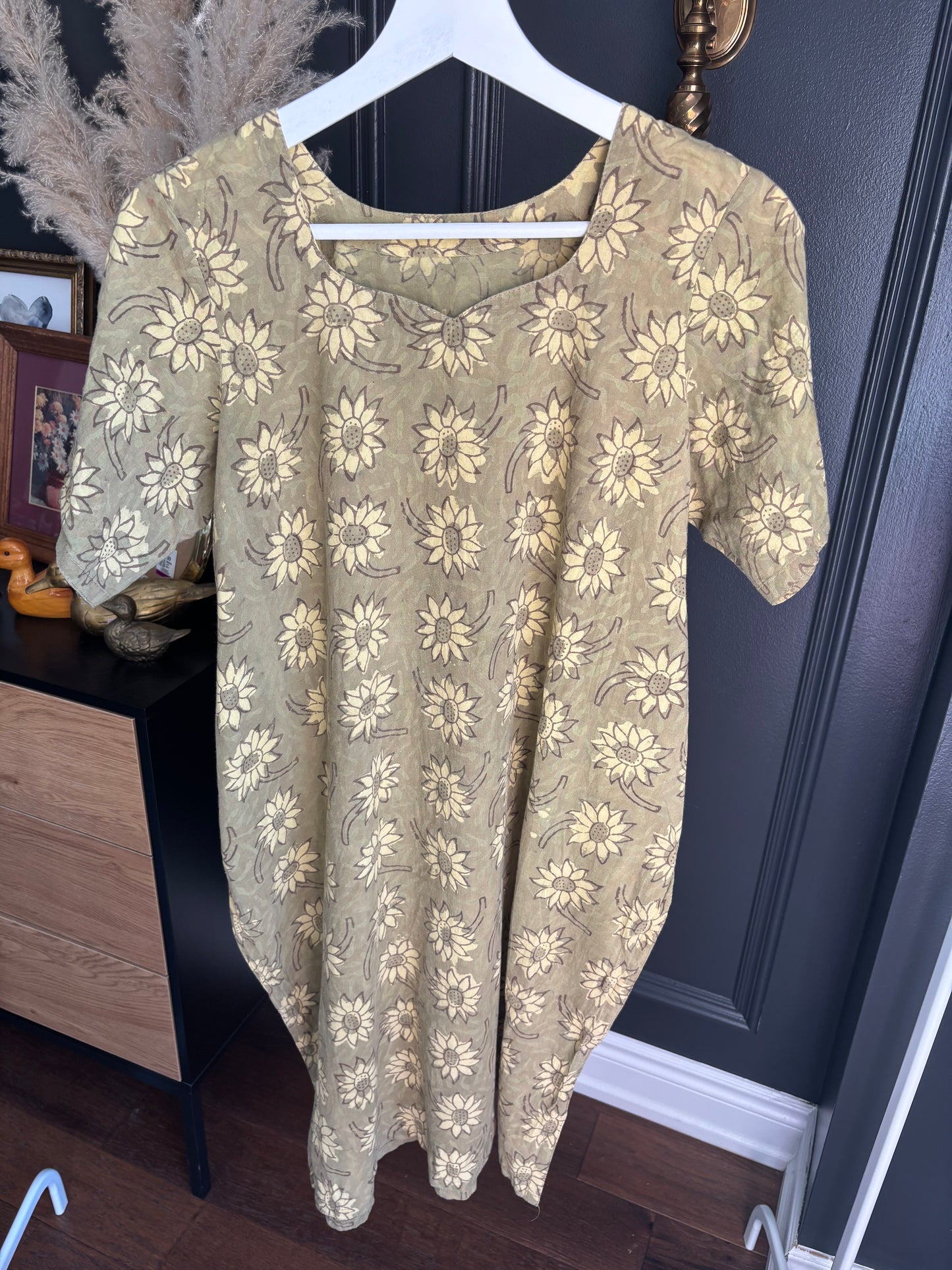 Vintage Sunflower Dress Size M