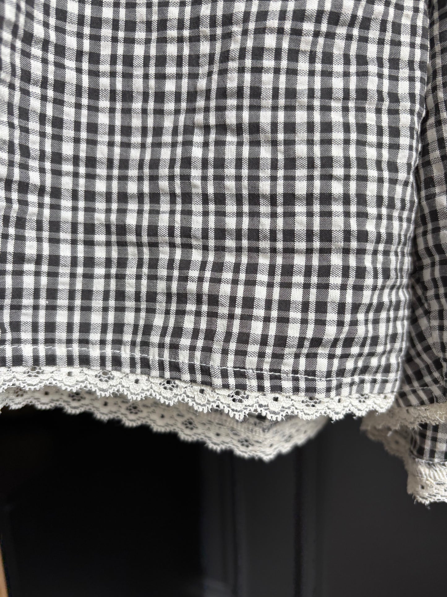 Black & White Plaid Pull-On Shorts Size M