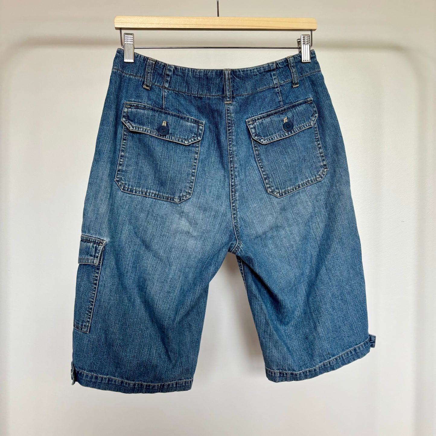00s Midrise Denim Cargo Capris Size 8